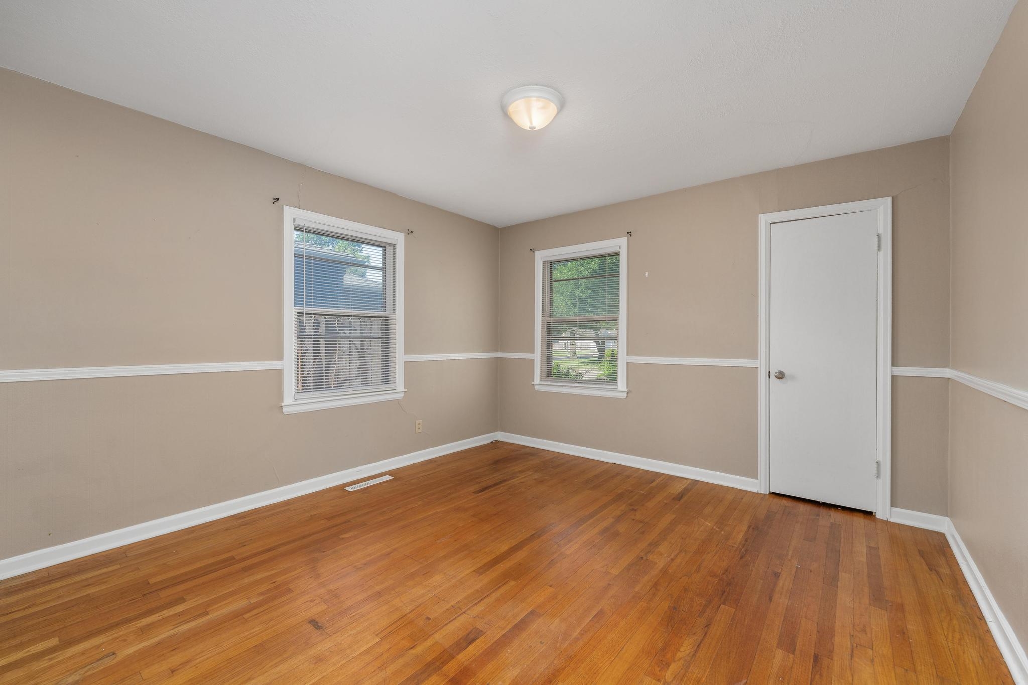 544 S Sylvan Property Photo 14