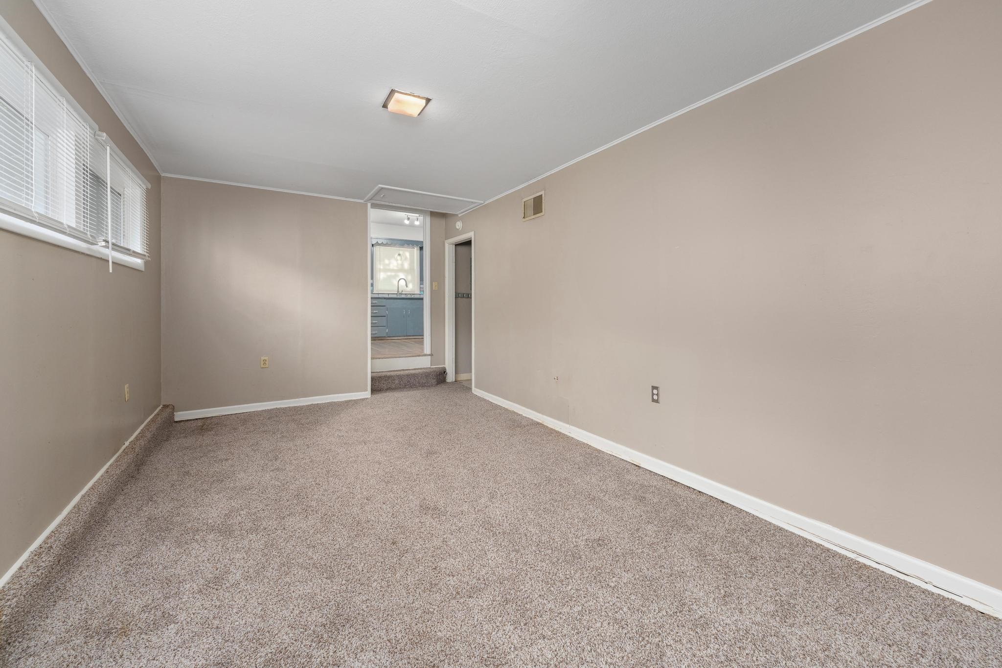 544 S Sylvan Property Photo 16