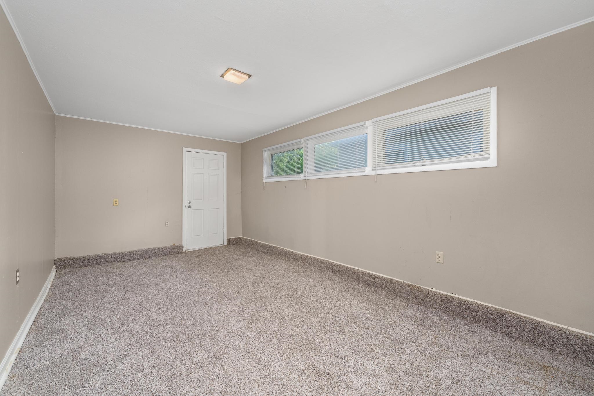 544 S Sylvan Property Photo 17