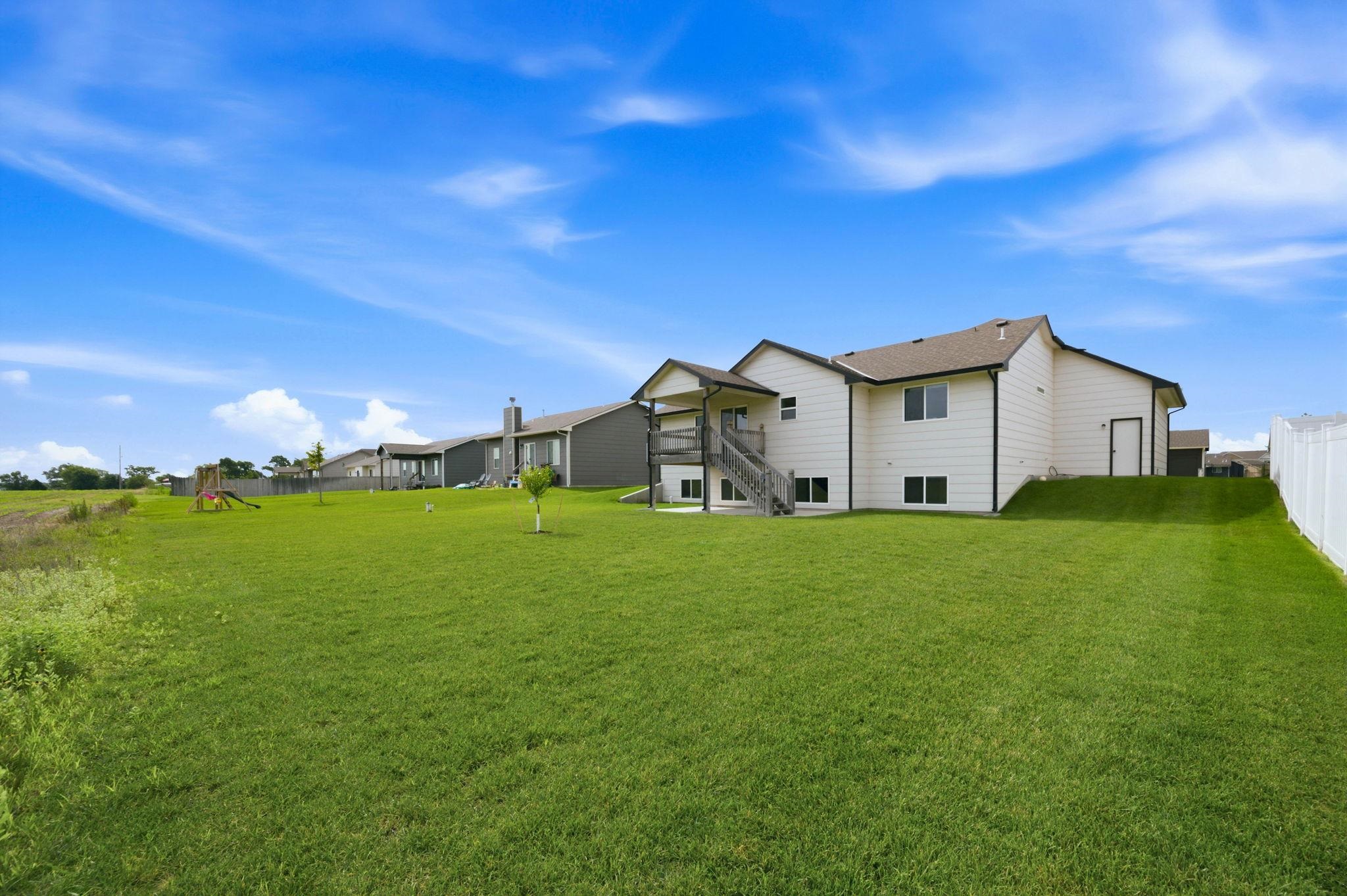 10514 W Wilkinson Property Photo 35