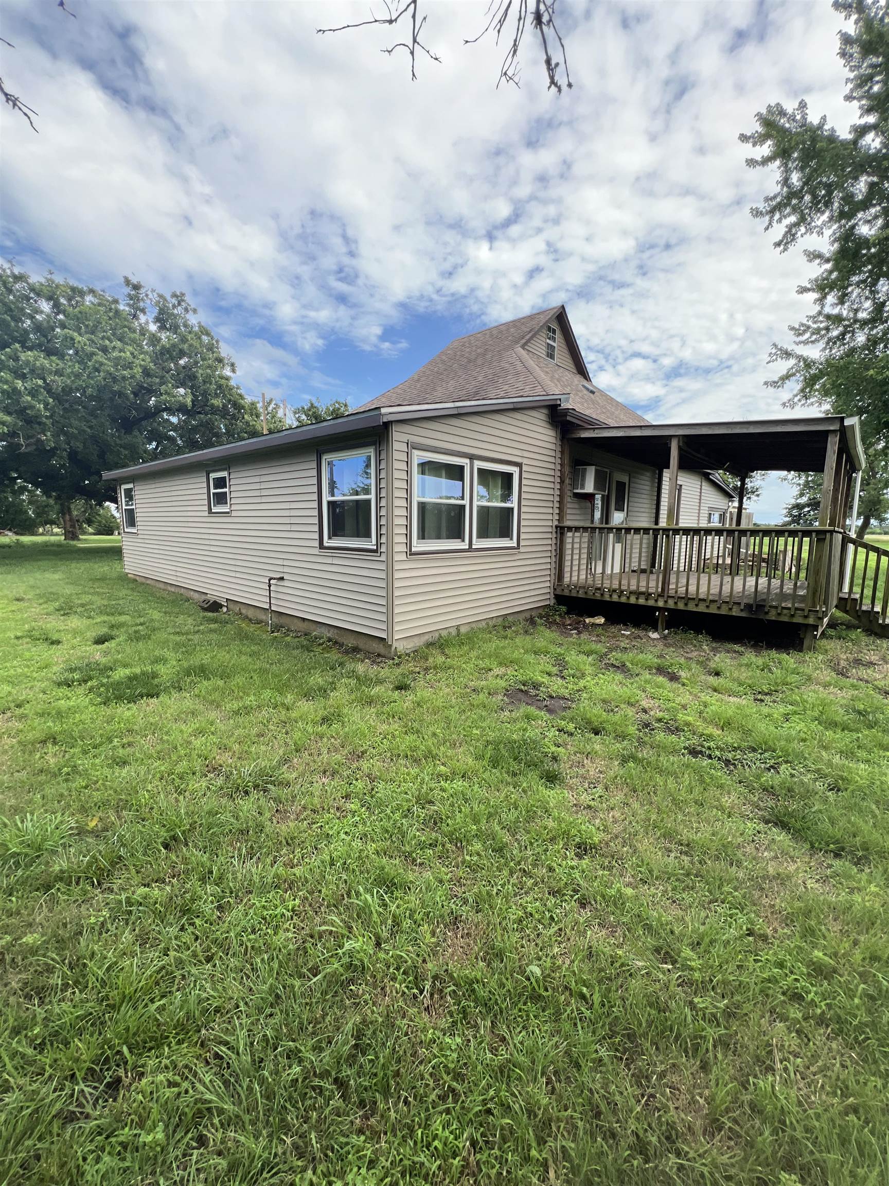 10823 Se Hwy 54 Property Photo 6