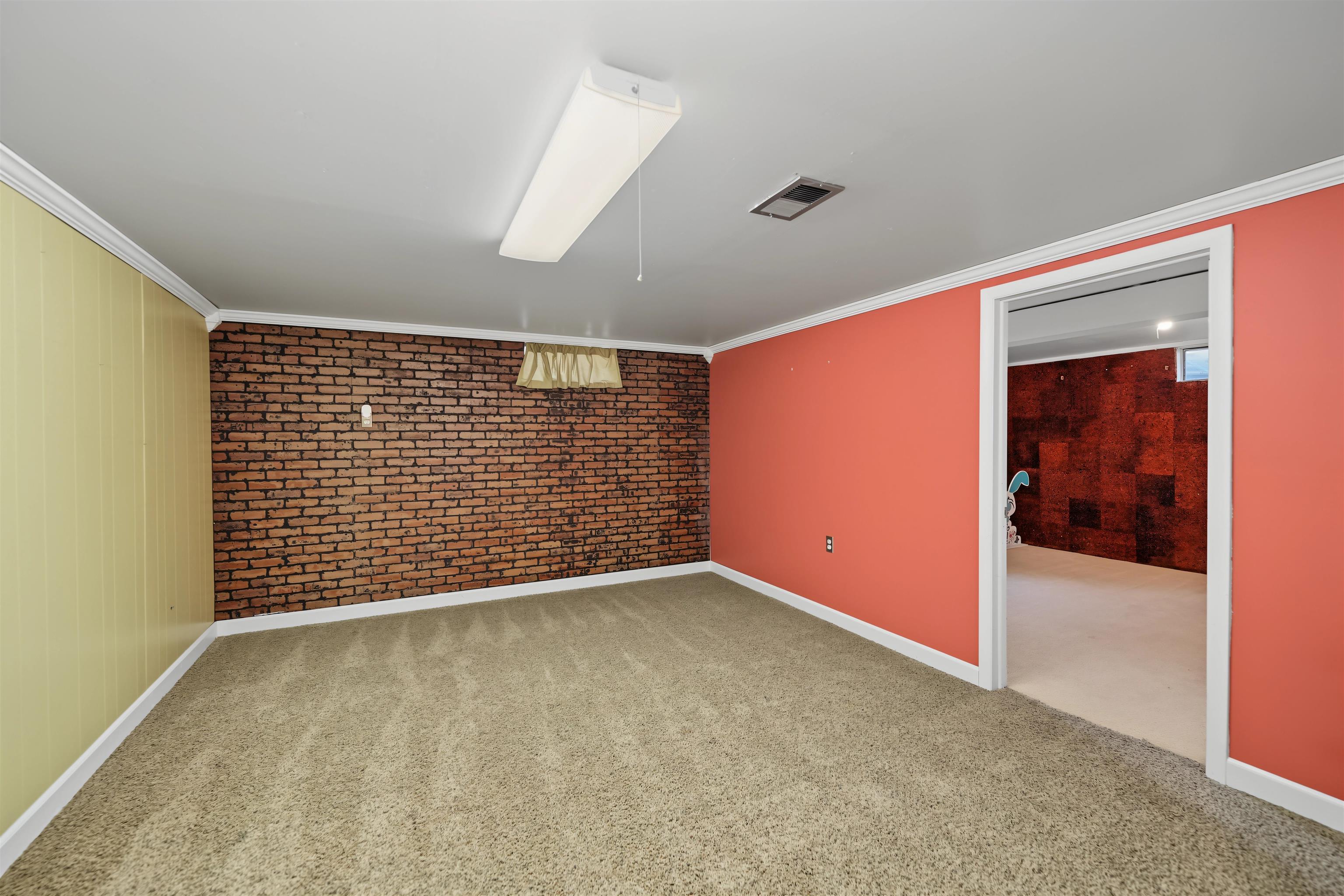 2508 Simmons Property Photo 17