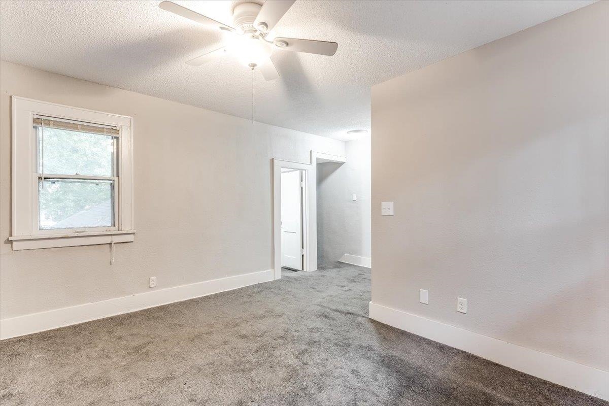 1026 N Perry Ave Property Photo 25
