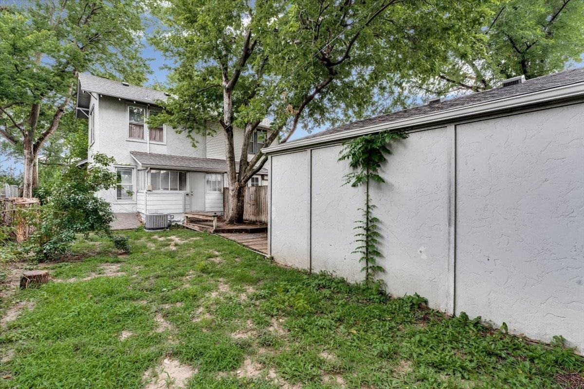 1026 N Perry Ave Property Photo 33
