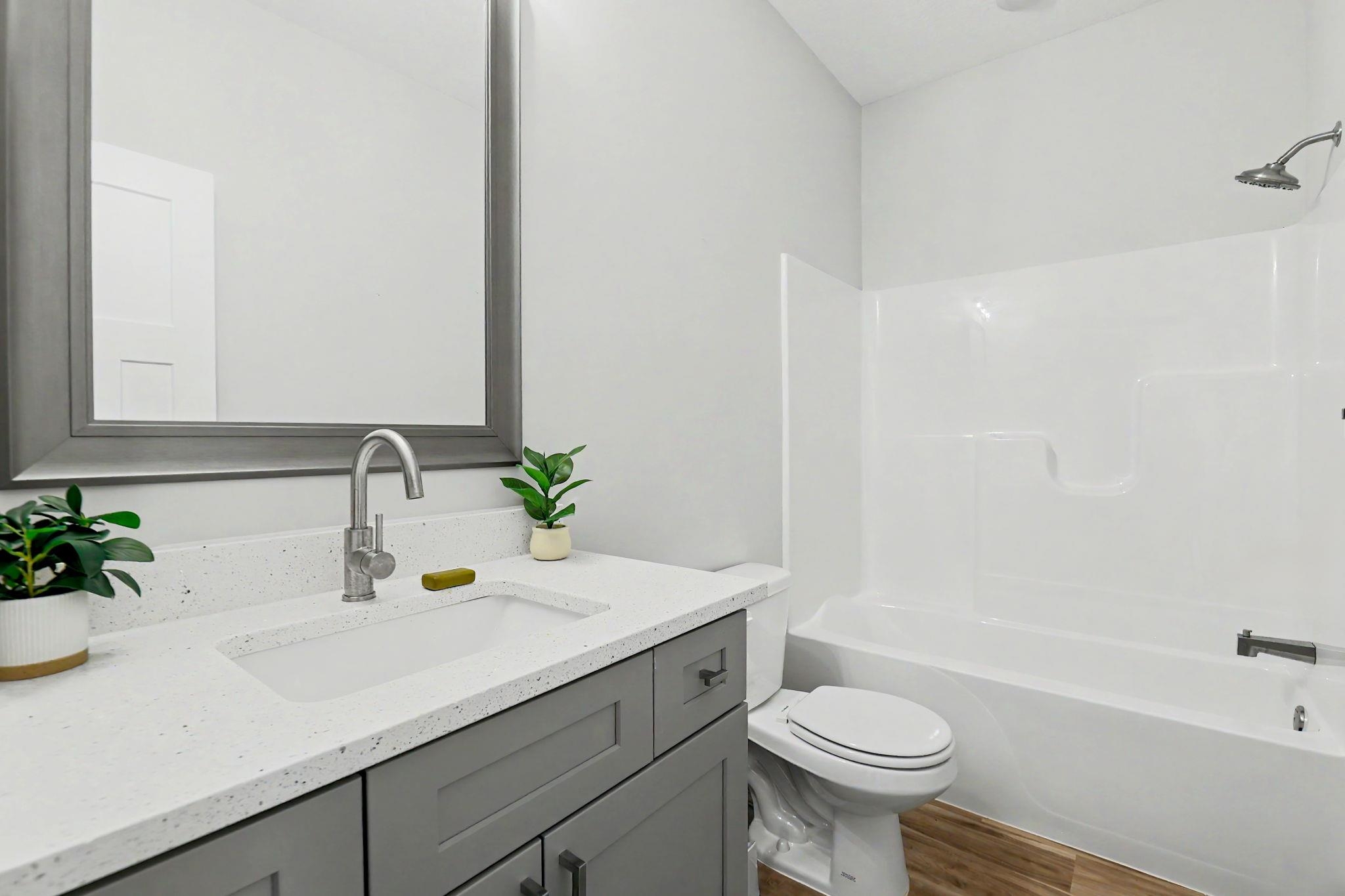 10610 W Graber St Property Photo 11