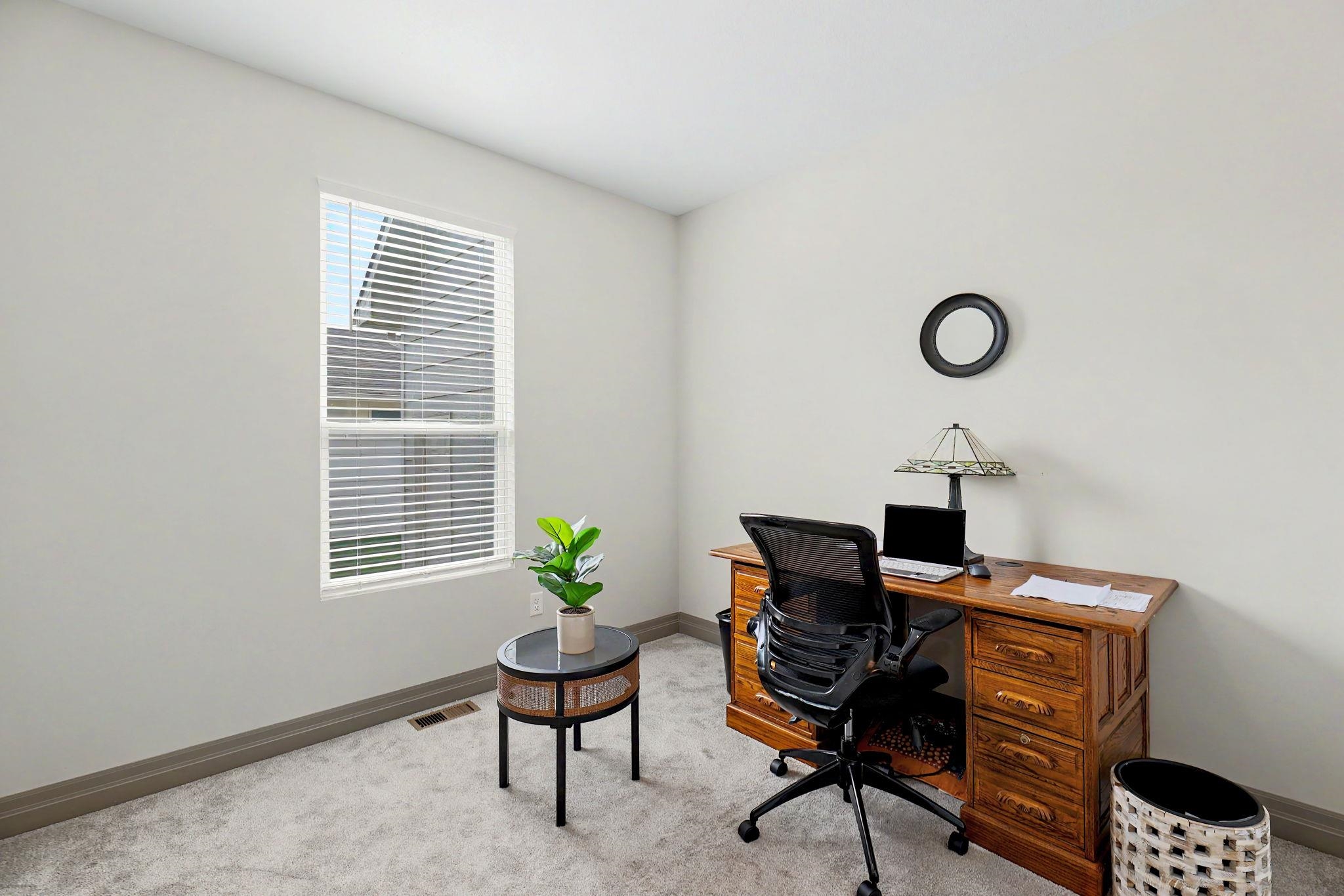 10610 W Graber St Property Photo 12