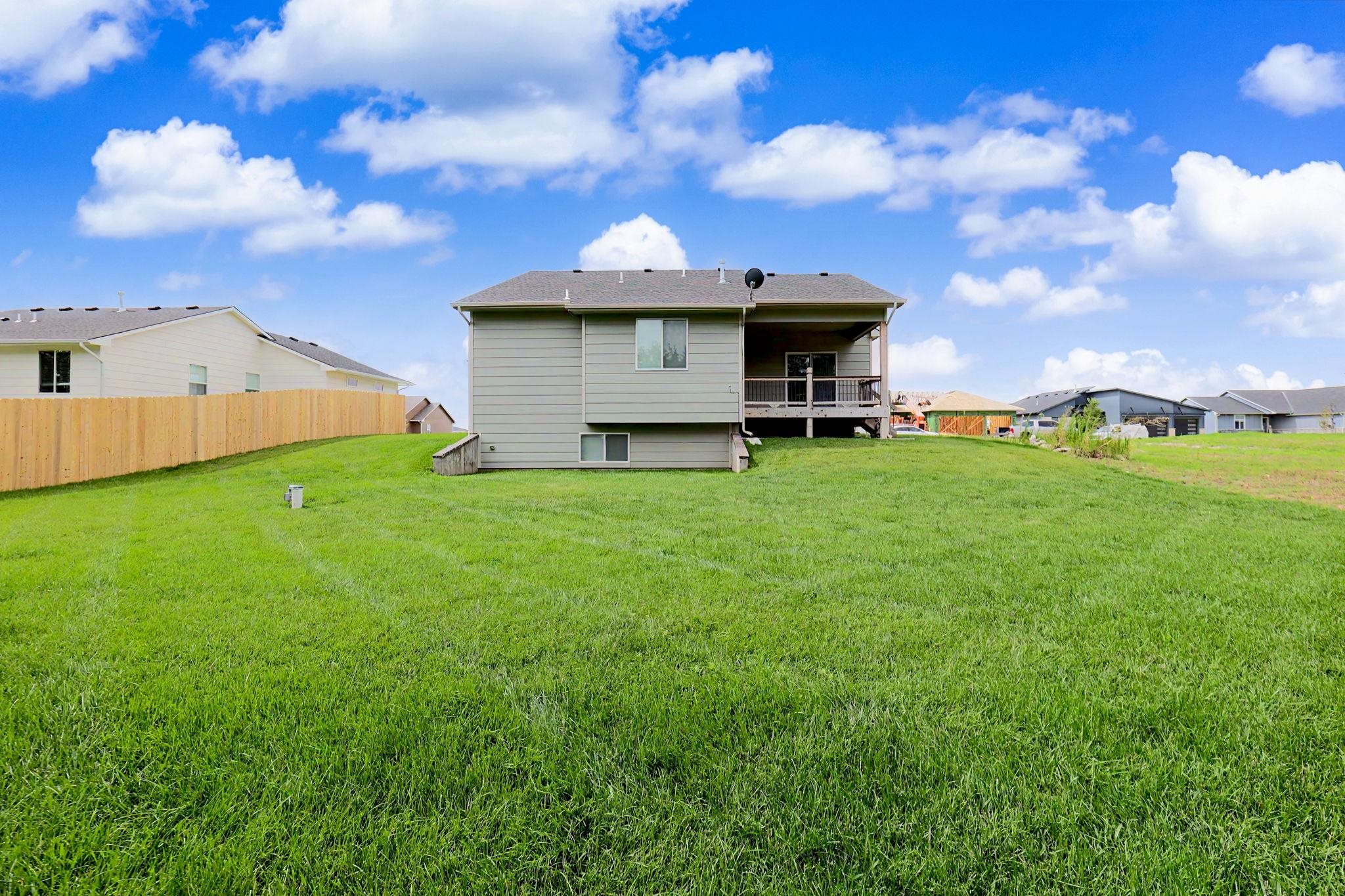 10610 W Graber St Property Photo 25