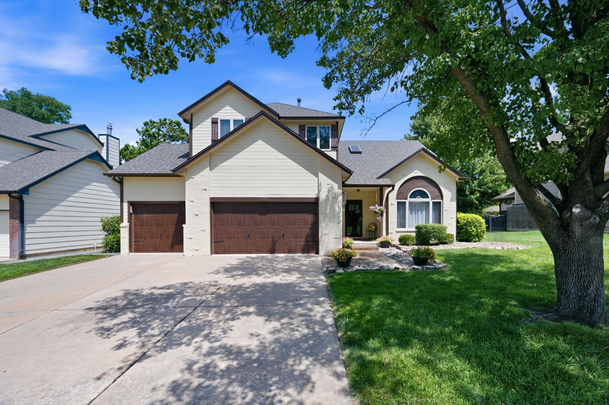 422 N Jaax Ct Property Photo 1