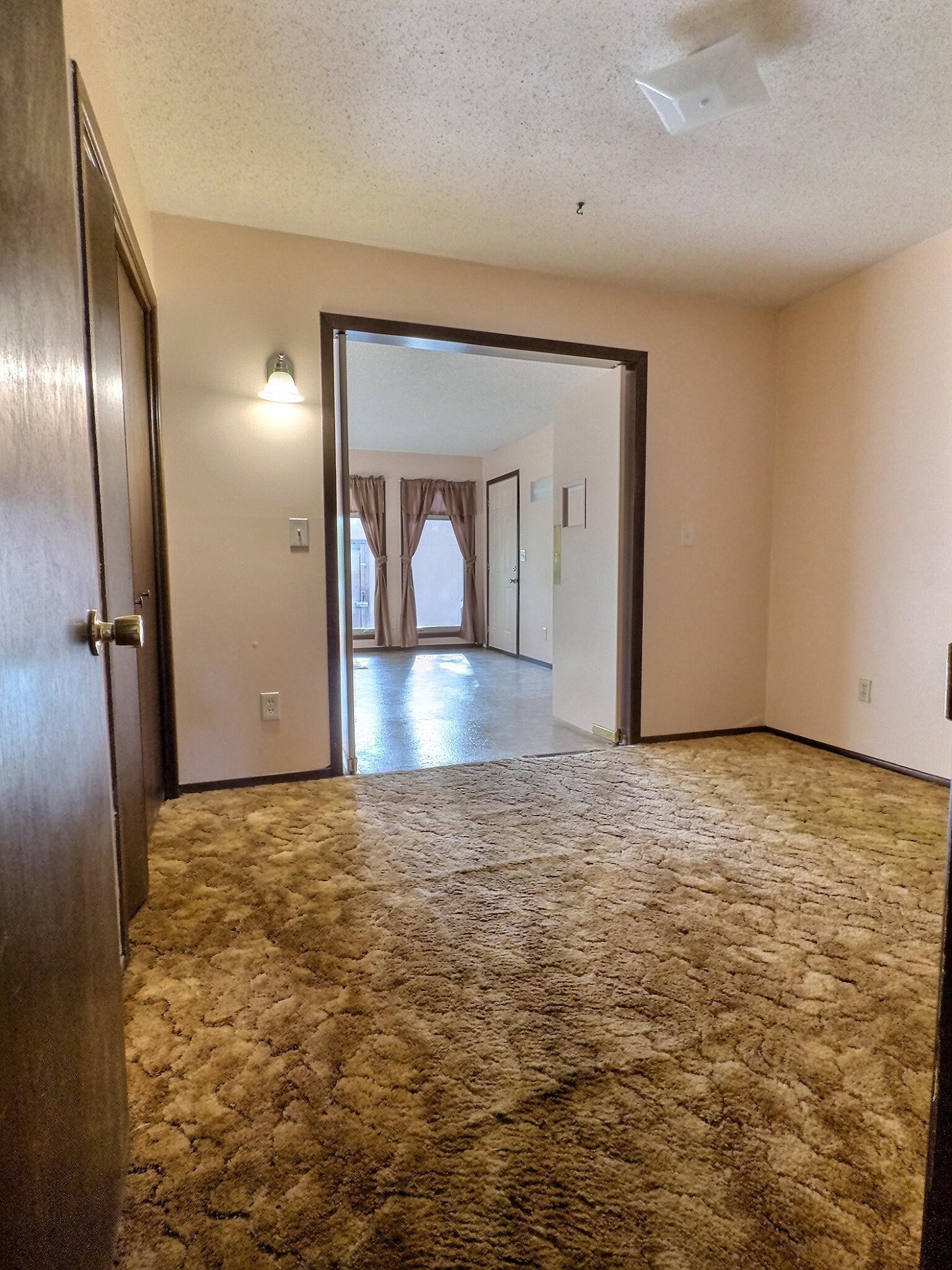 213 S Lauber Ln Property Photo 13