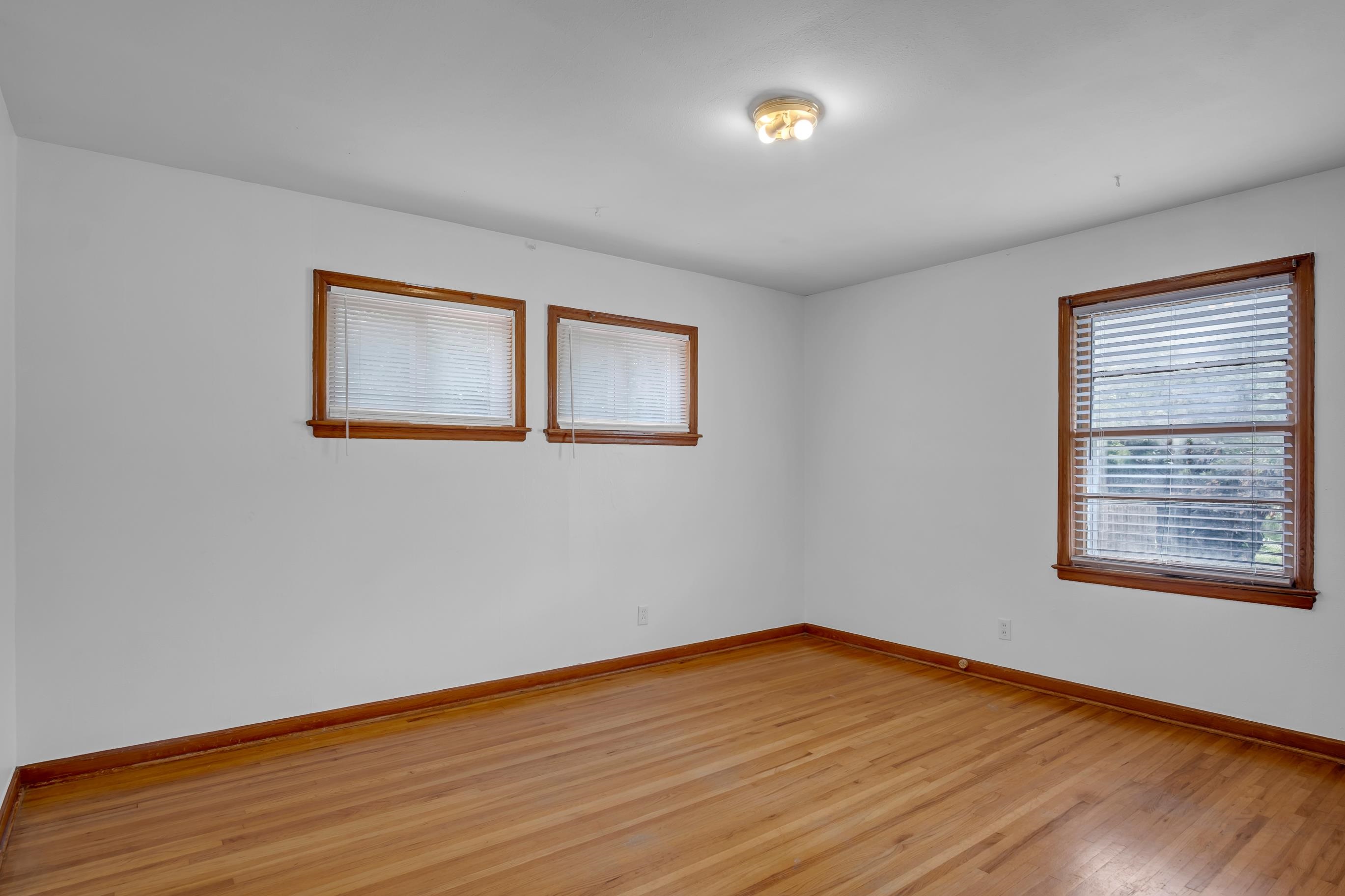 870 S Watson Ln Property Photo 16