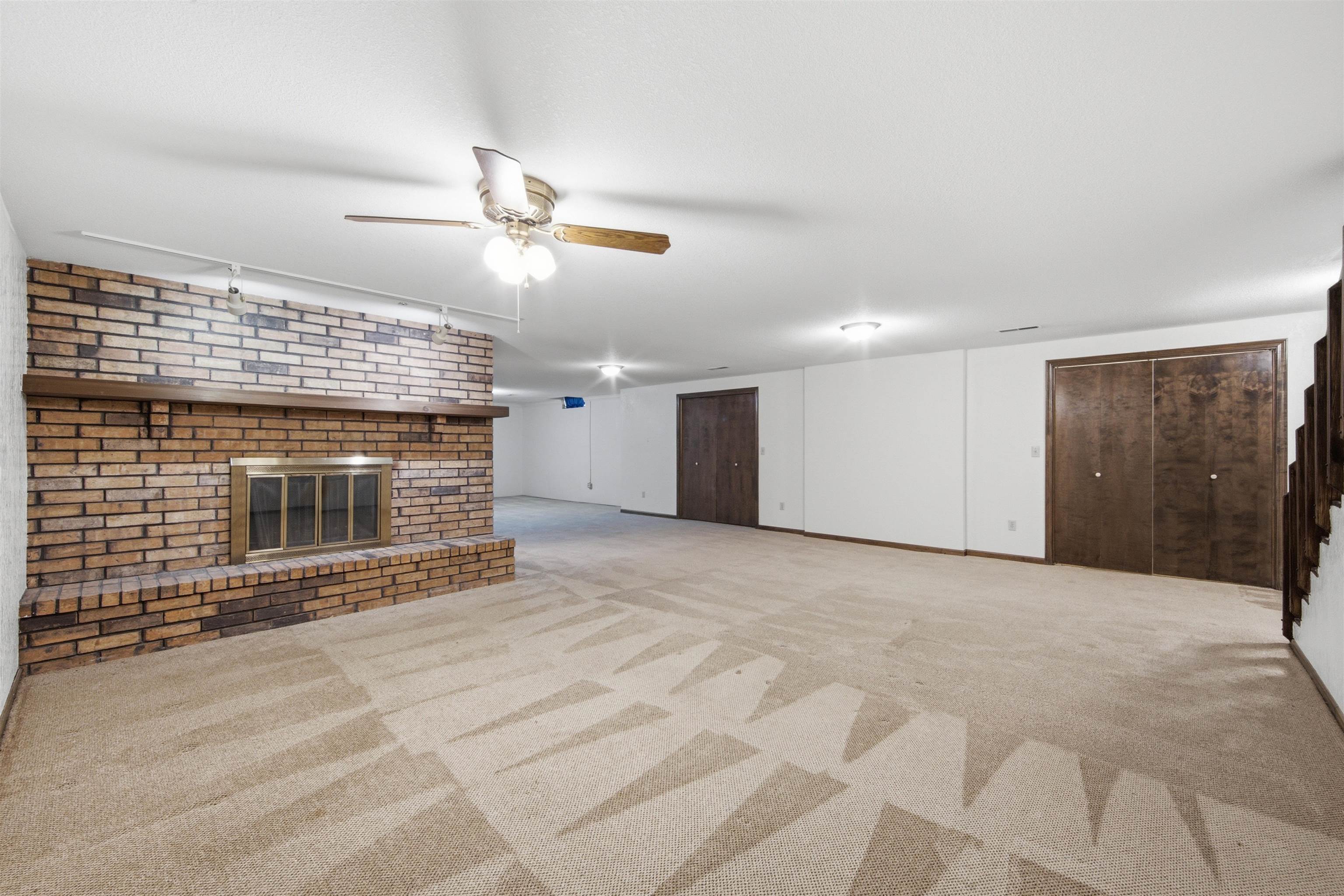 2314 N Bromfield Property Photo 30