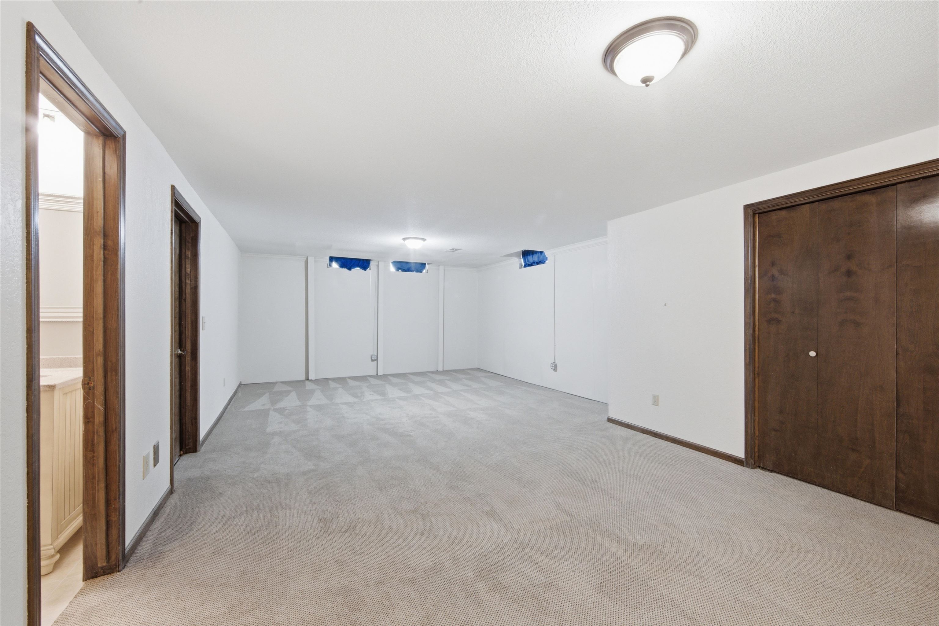 2314 N Bromfield Property Photo 31