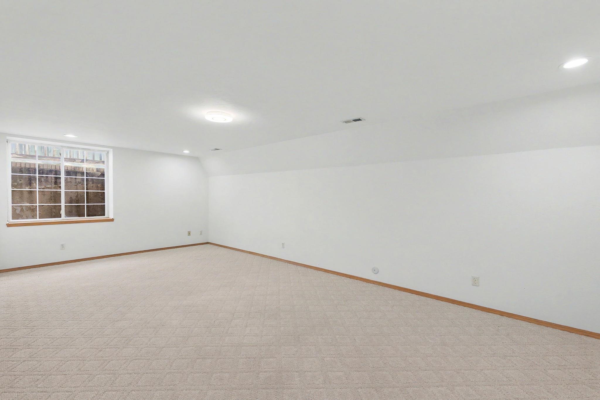 1920 S Leeanne Ln Property Photo 22