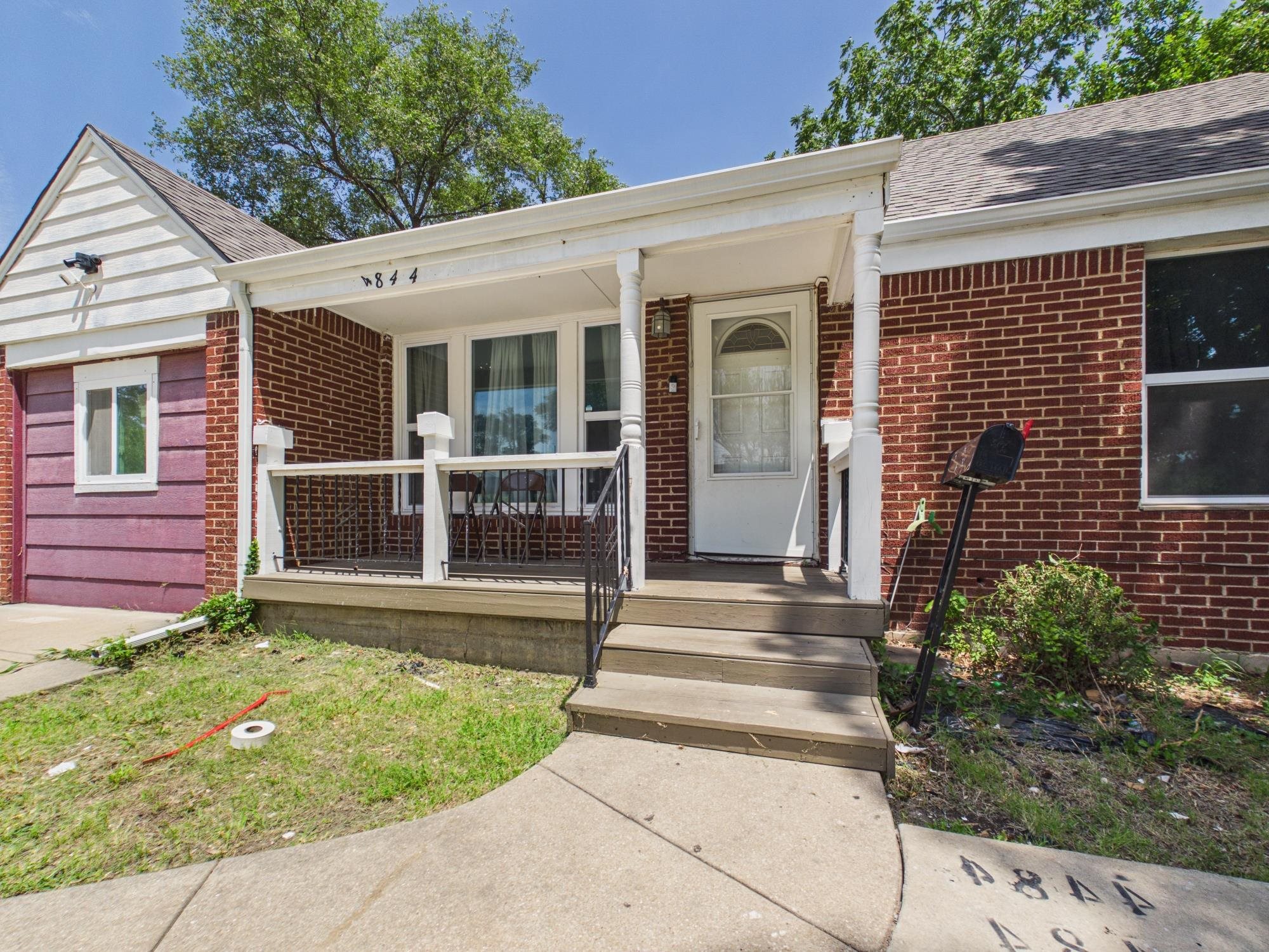 4844 E Morris St Property Photo 2