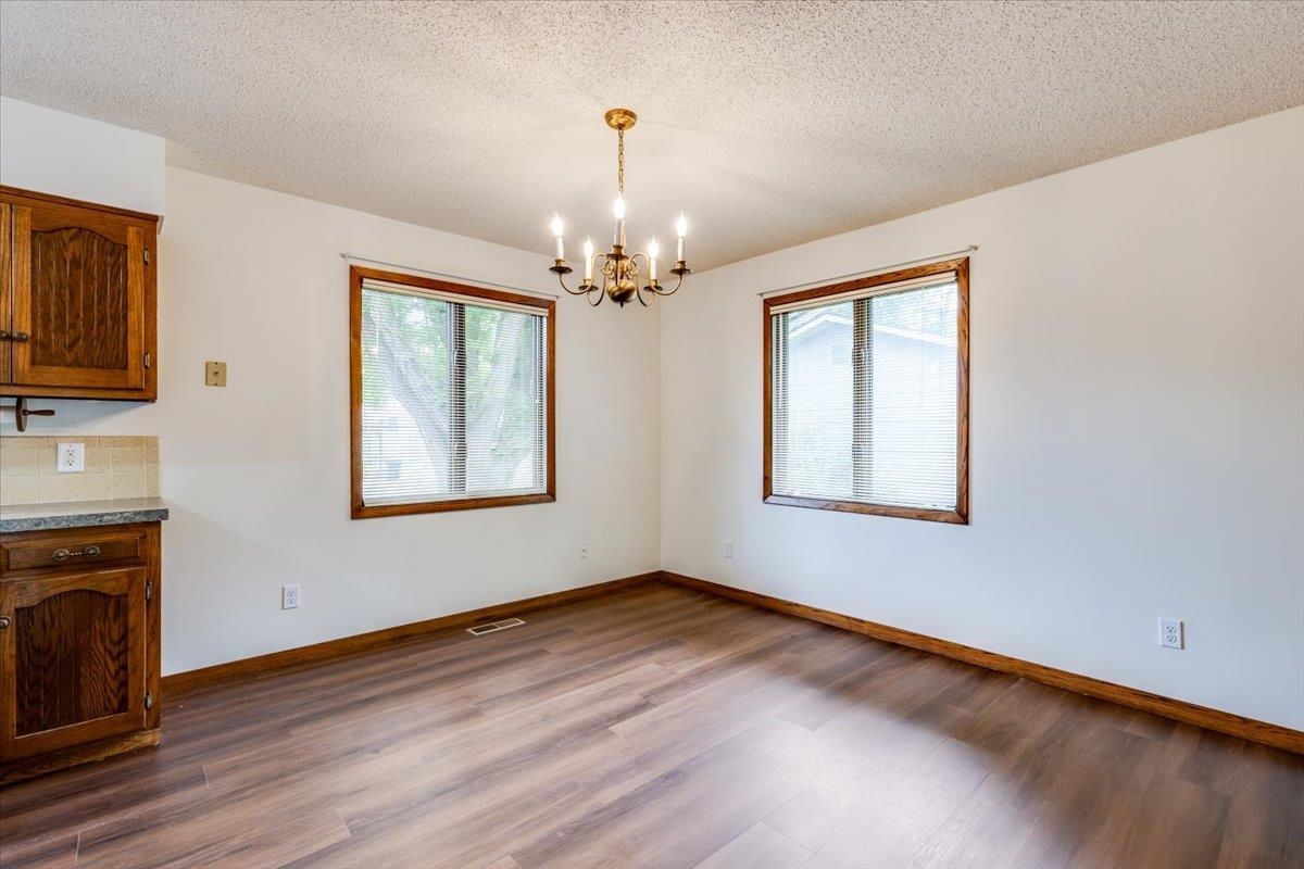 727 Crescent Property Photo 10