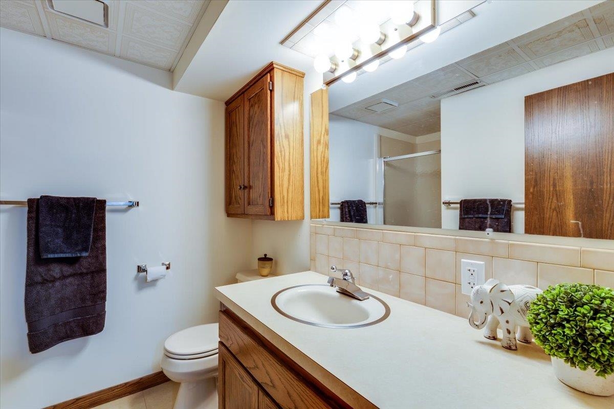 727 Crescent Property Photo 26
