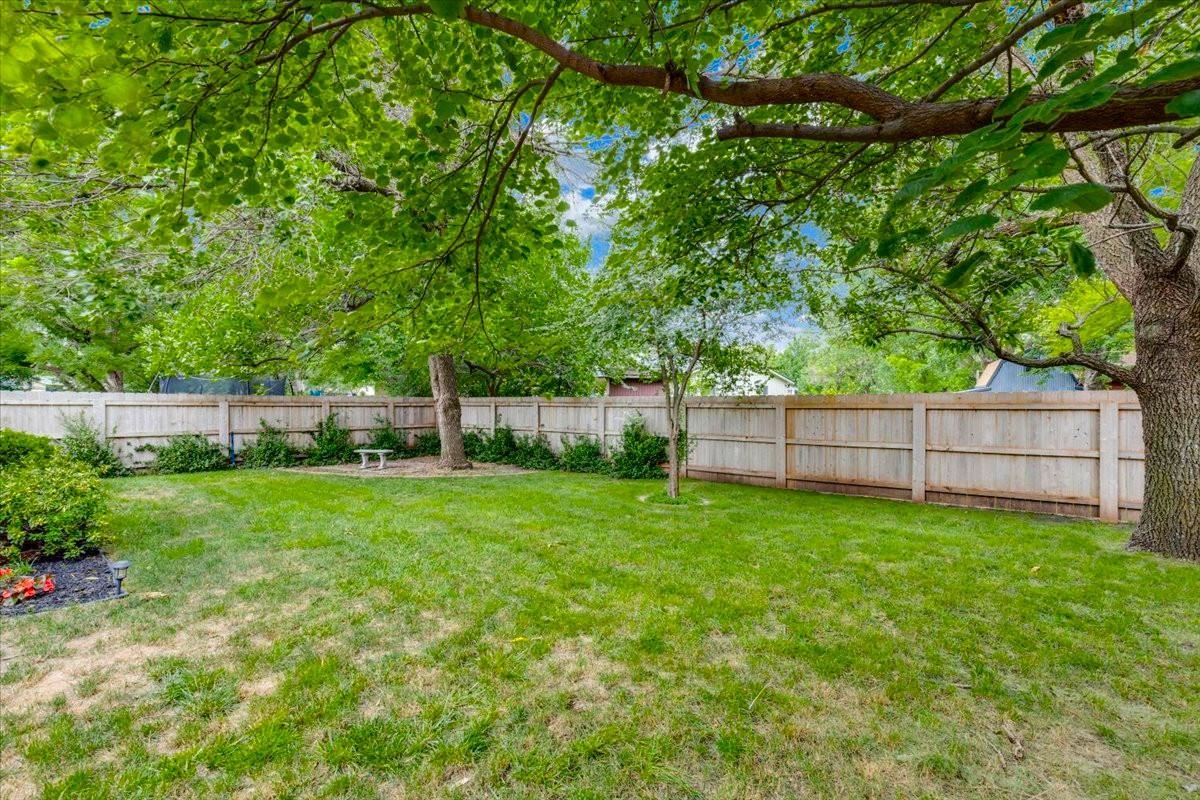 727 Crescent Property Photo 36