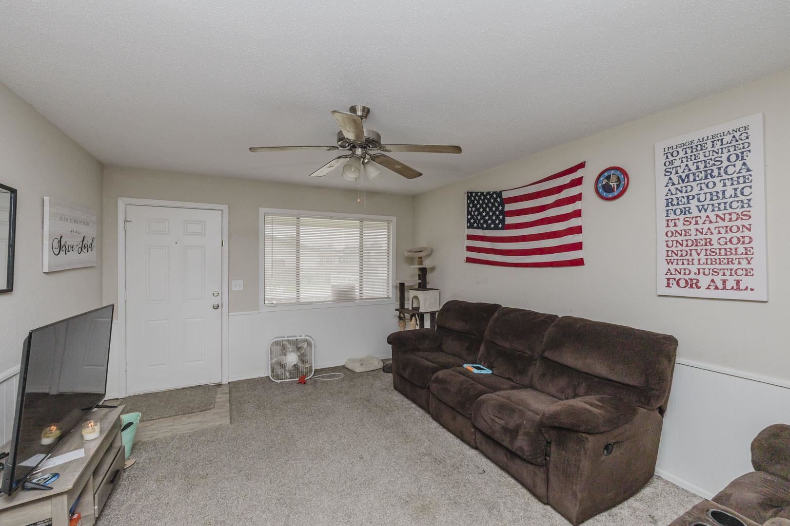 3159 S Bunker Hill Property Photo 5