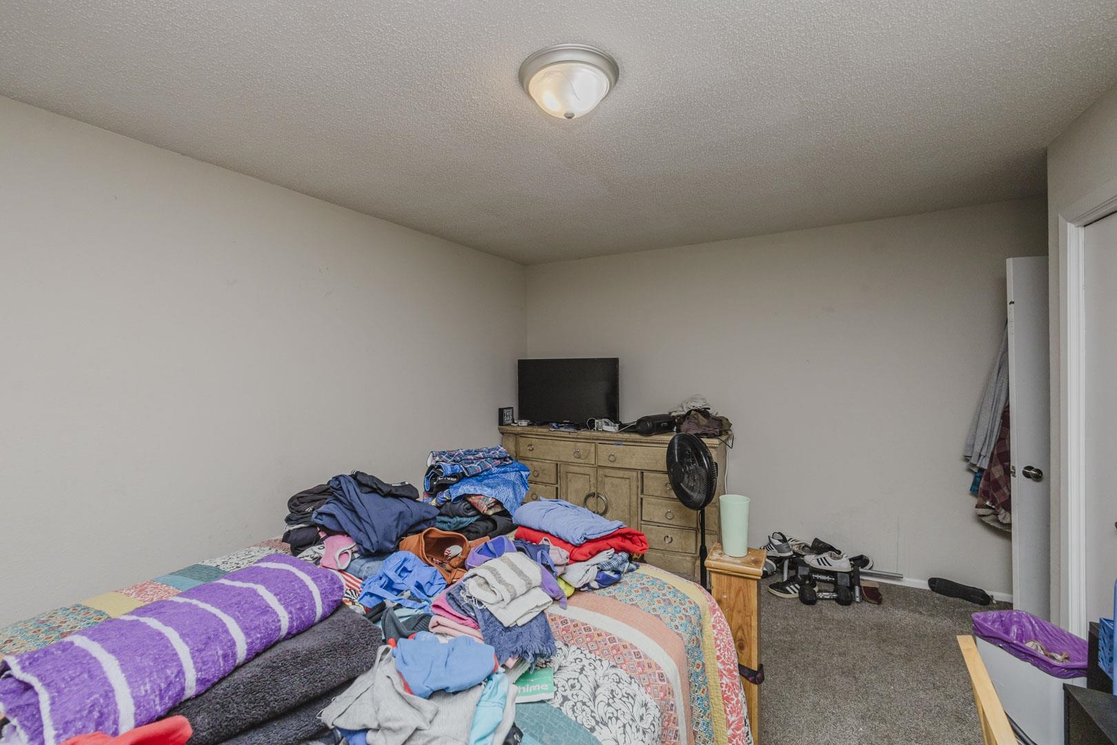 3159 S Bunker Hill Property Photo 11