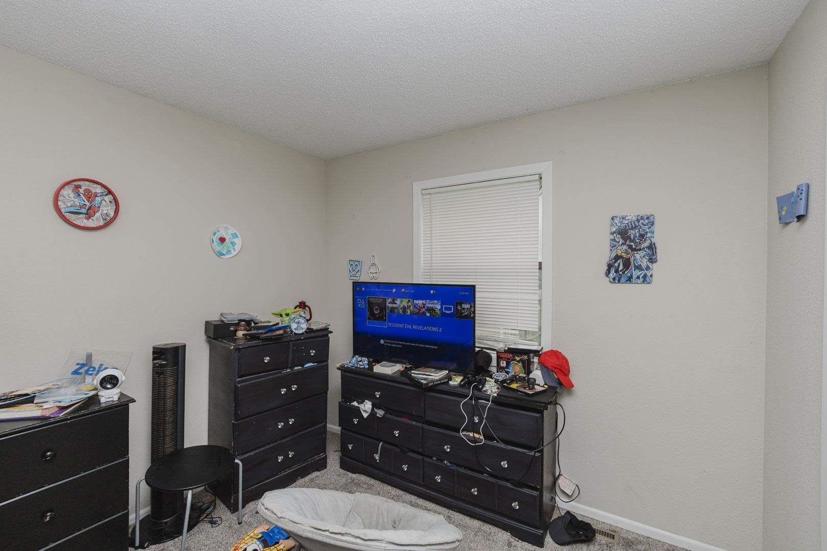 3159 S Bunker Hill Property Photo 12