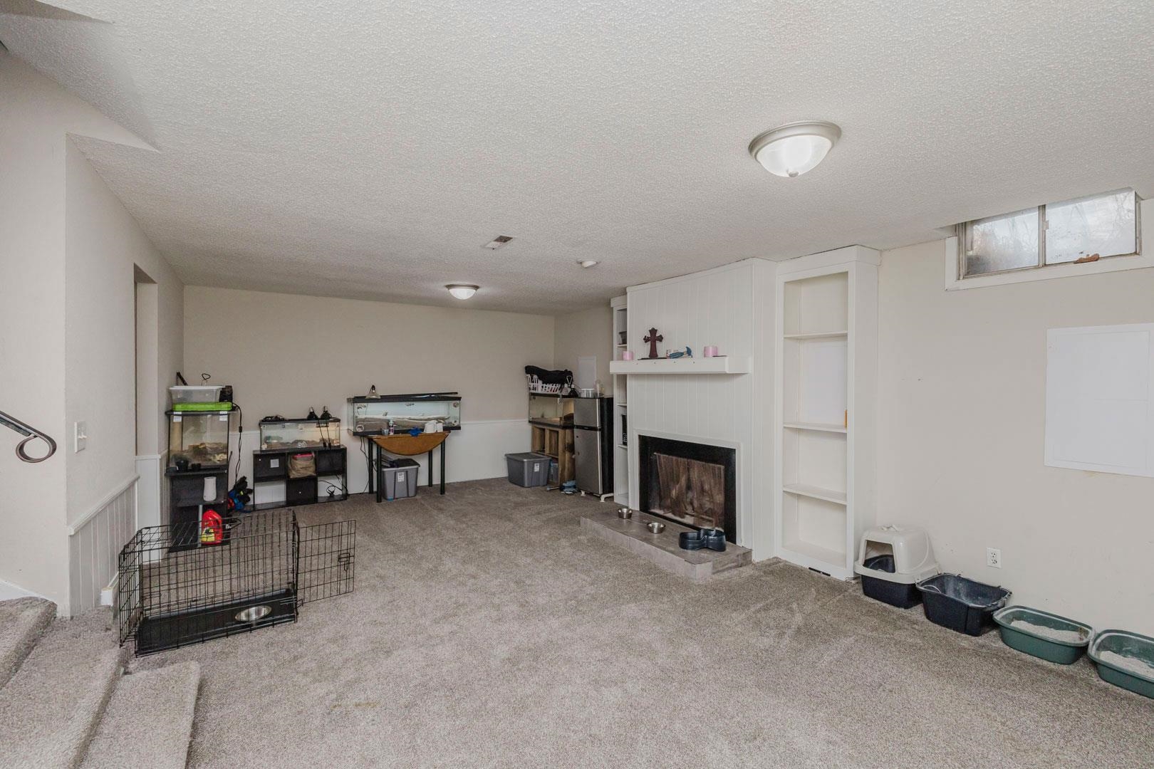 3159 S Bunker Hill Property Photo 16