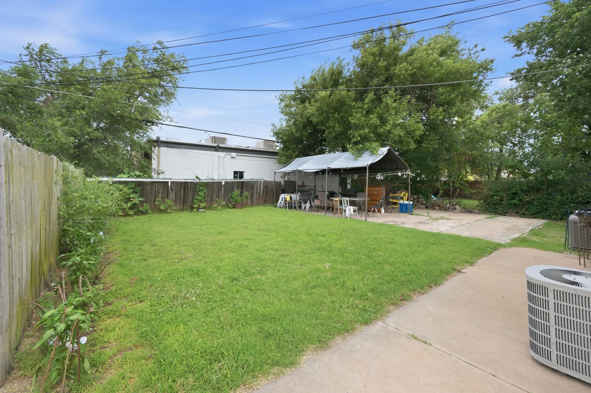 549-551 S Glendale Ave Property Photo 29
