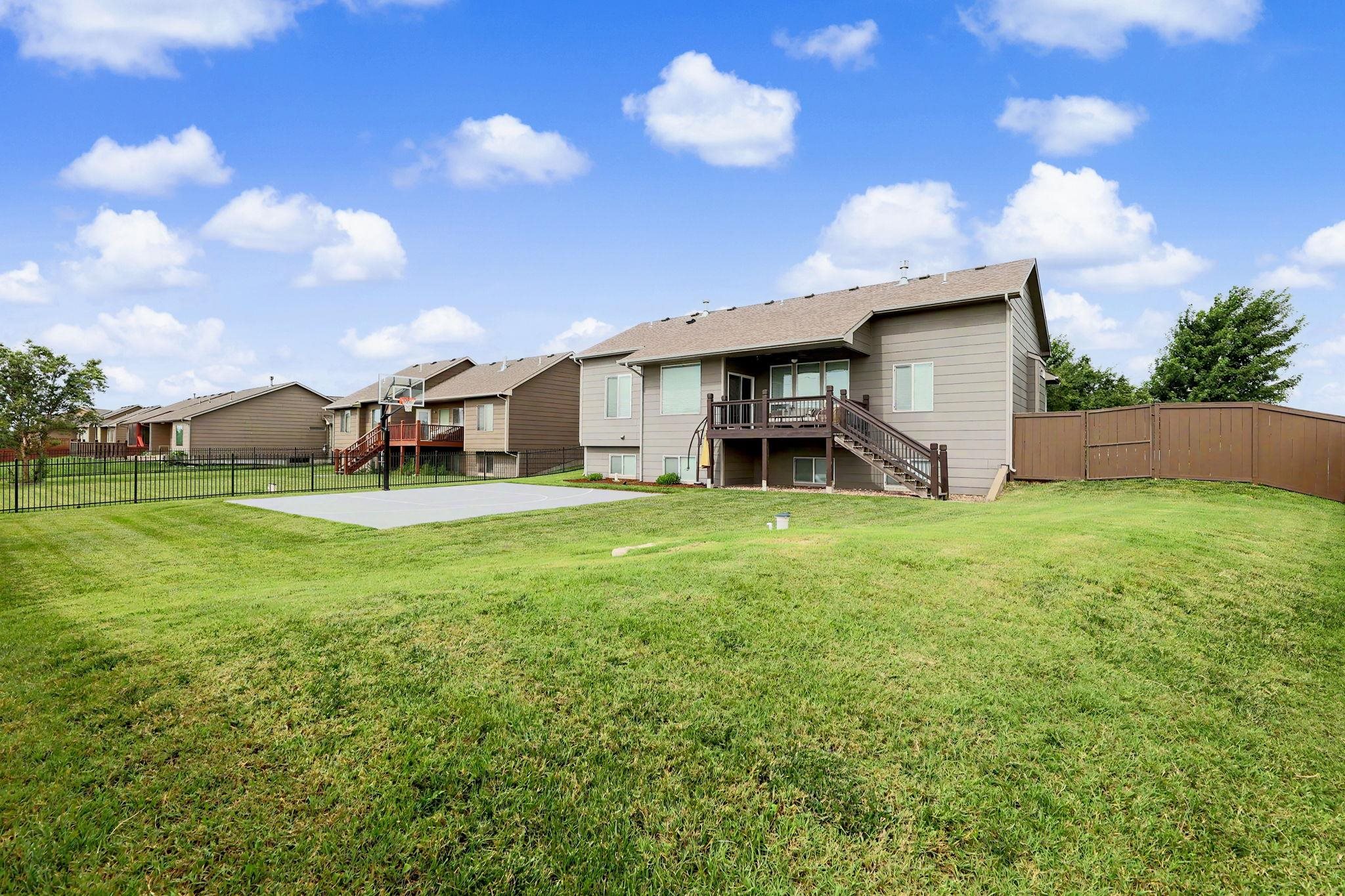 12753 E 27th Ct N Property Photo 33