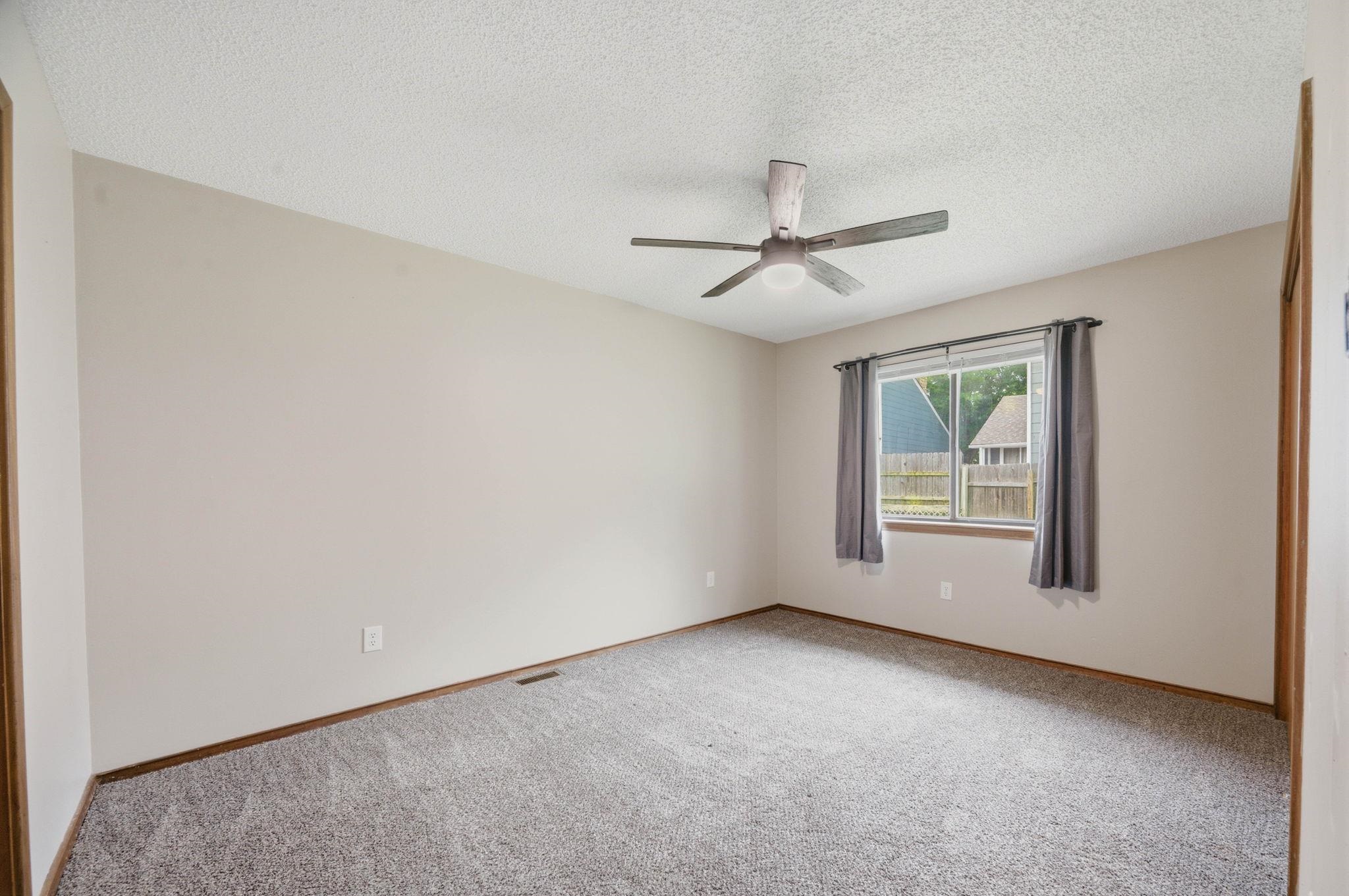 2547 S Yellowstone Ct Property Photo 18