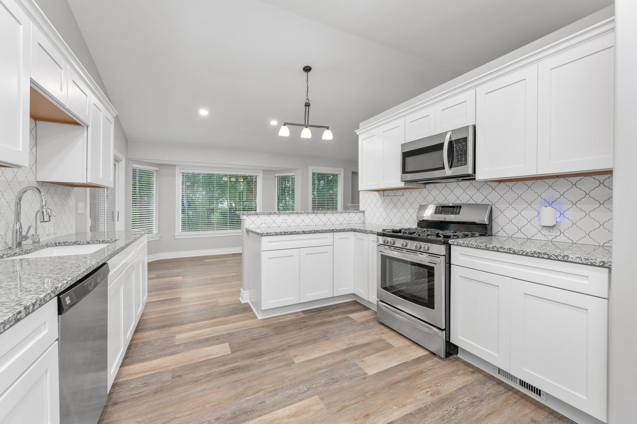 2202 S Cranbrook Property Photo 15