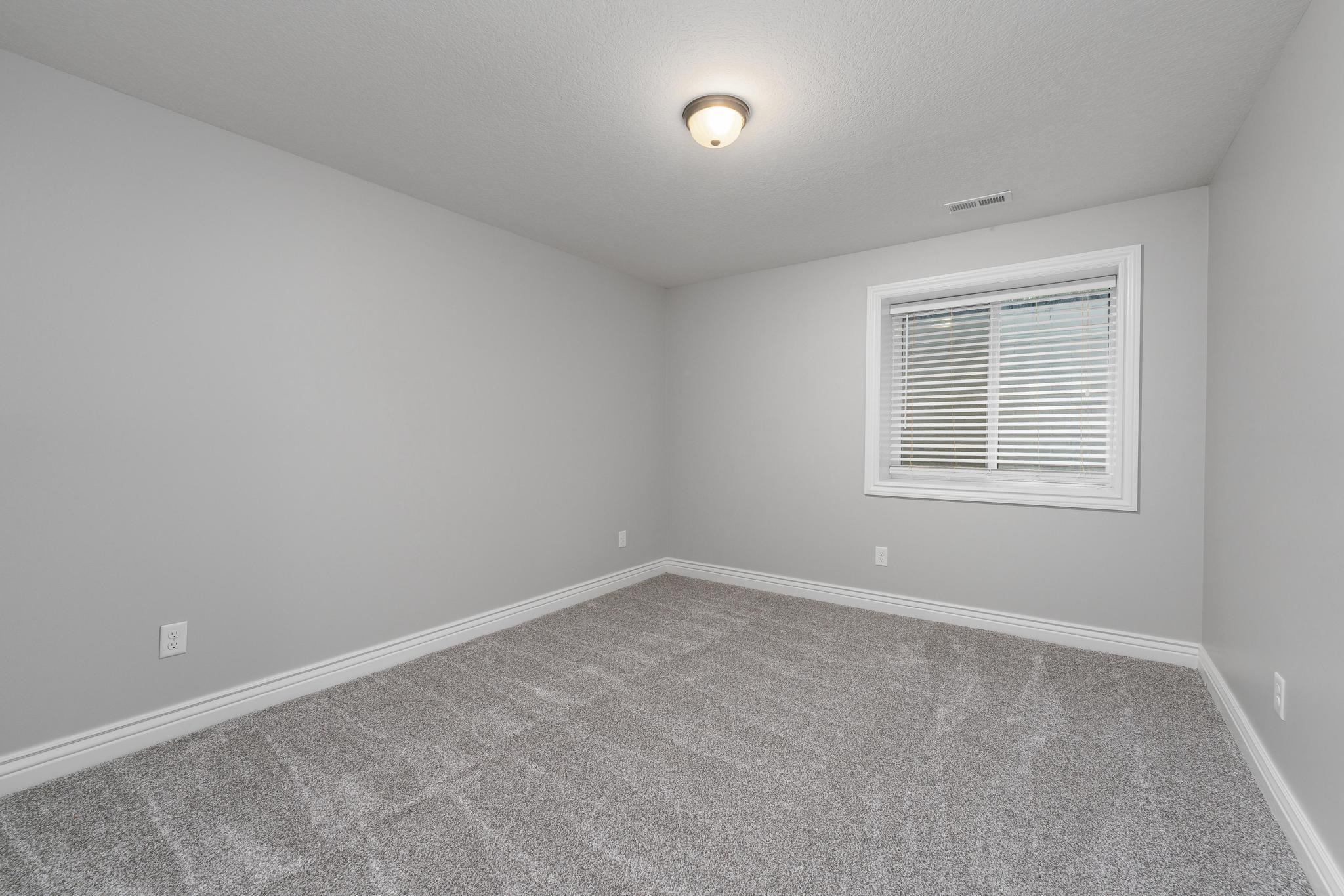2202 S Cranbrook Property Photo 31