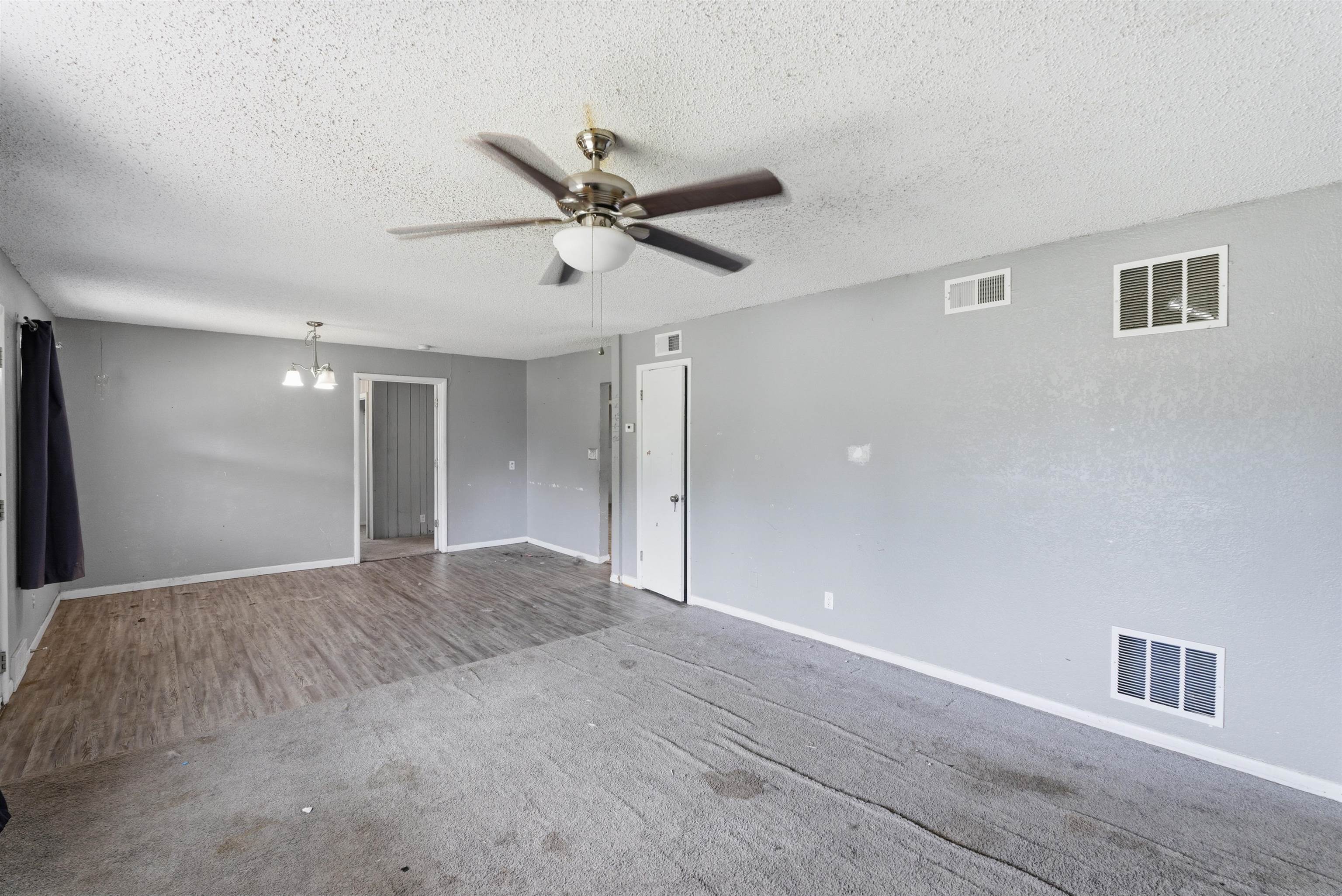 3604 E Skinner Property Photo 8