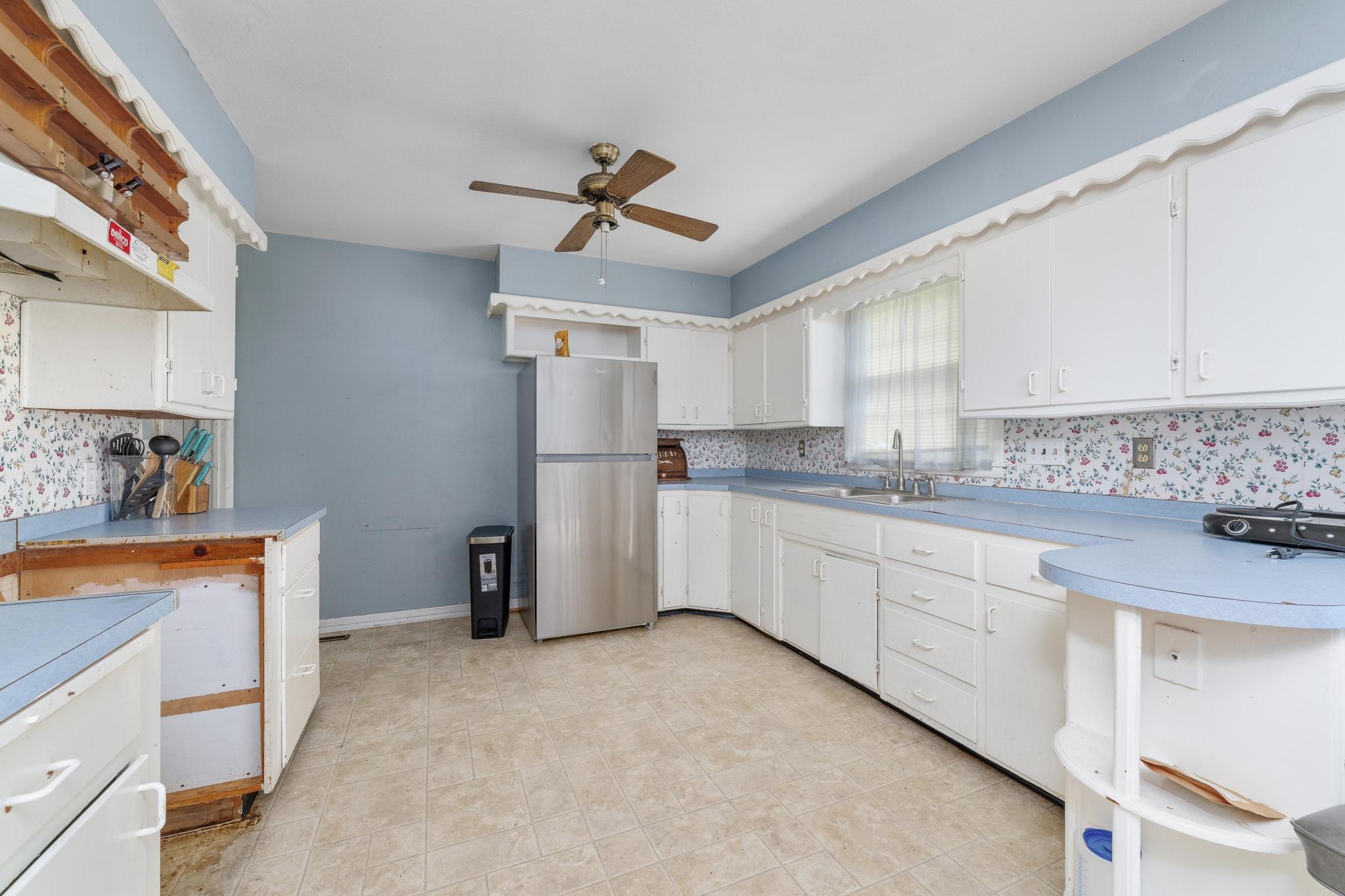 2104 S Osage Ave. Property Photo 13