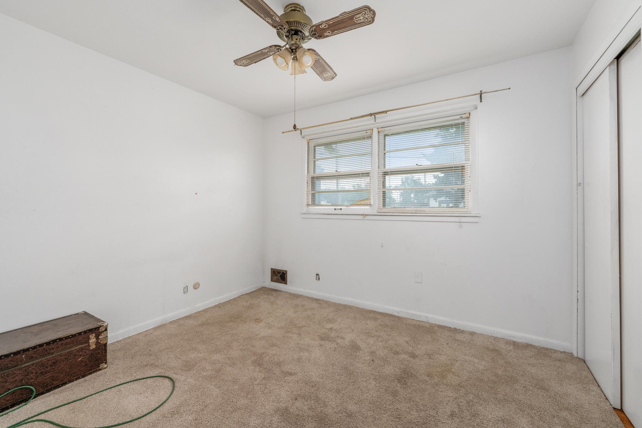 2104 S Osage Ave. Property Photo 20