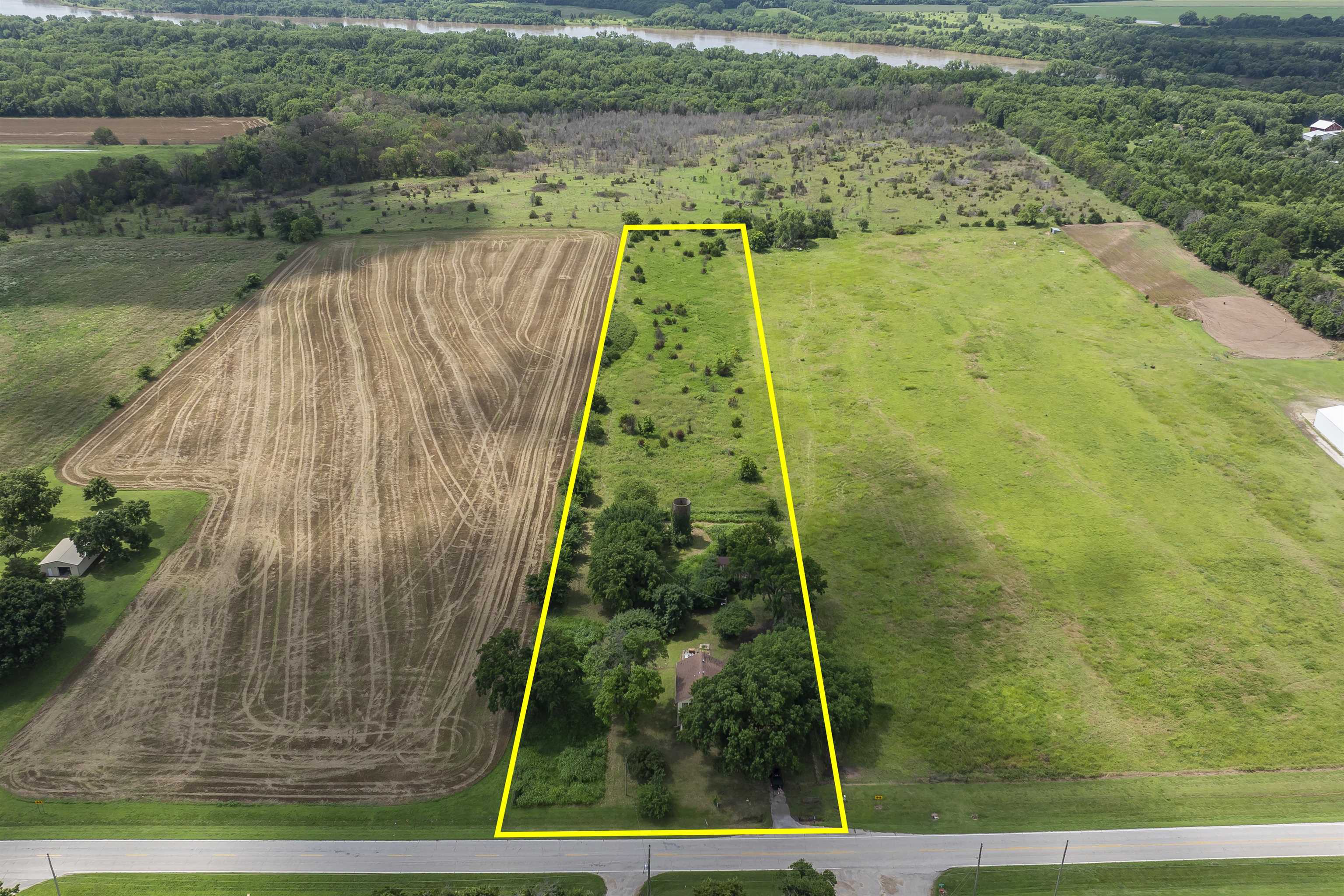 10371 292nd Rd Property Photo 4