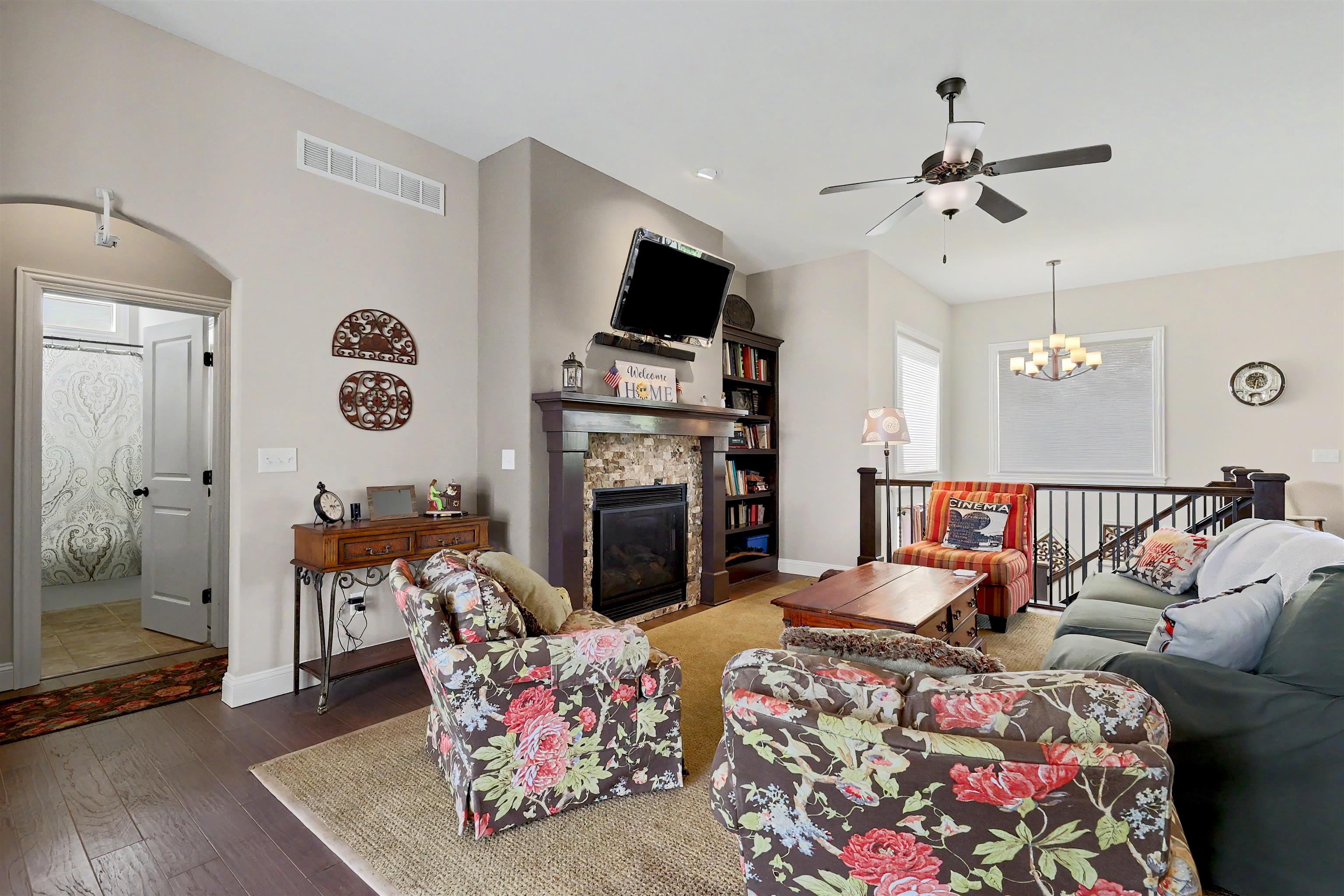 1615 N Obsidian St Property Photo 5