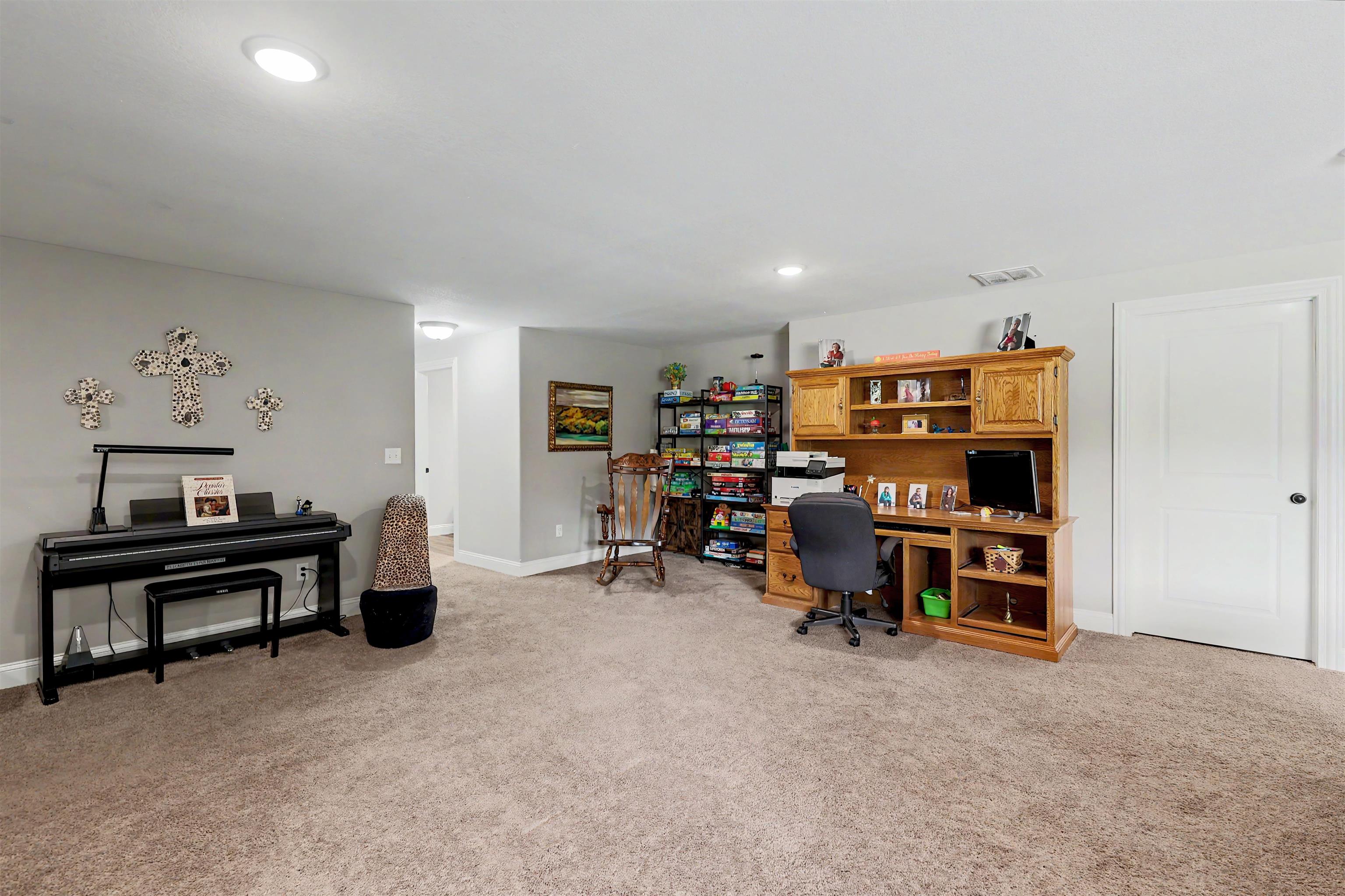 1615 N Obsidian St Property Photo 29