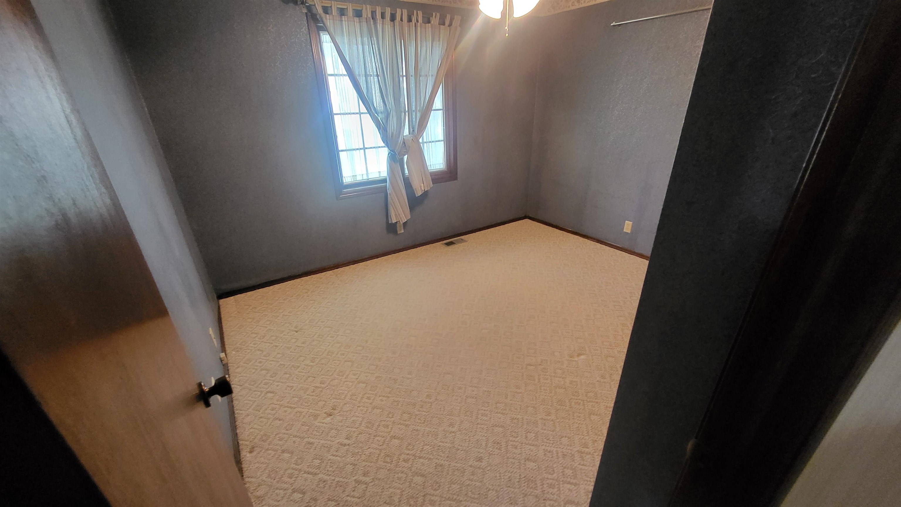 840 Trinity Court Property Photo 8