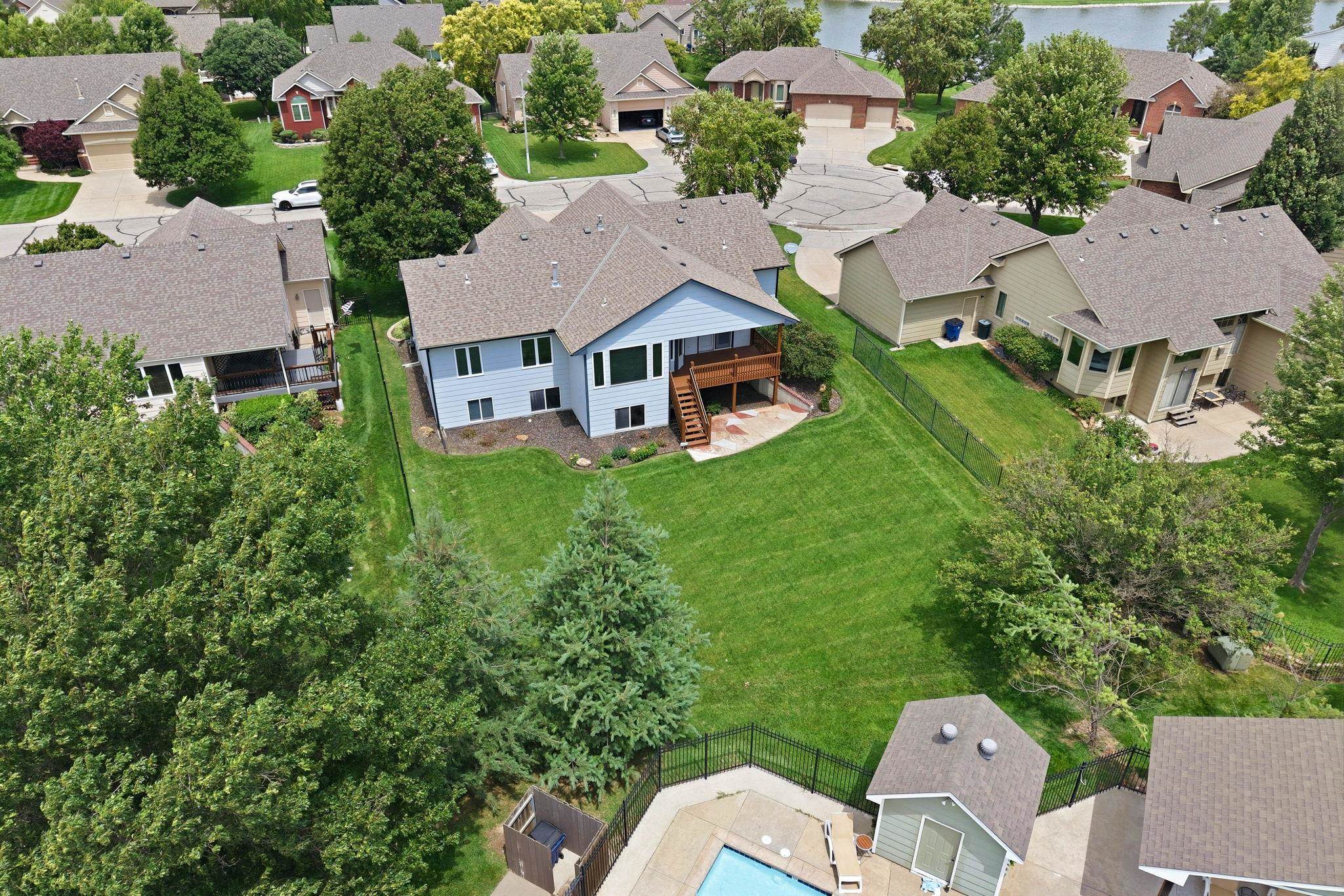 14012 W Highland Springs Ct Property Photo 4
