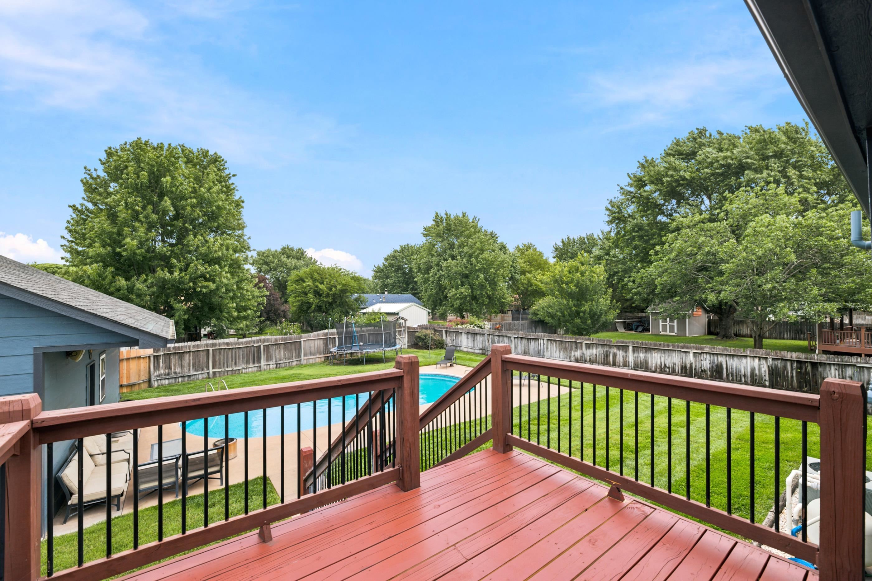 1308 W Loring Property Photo 9