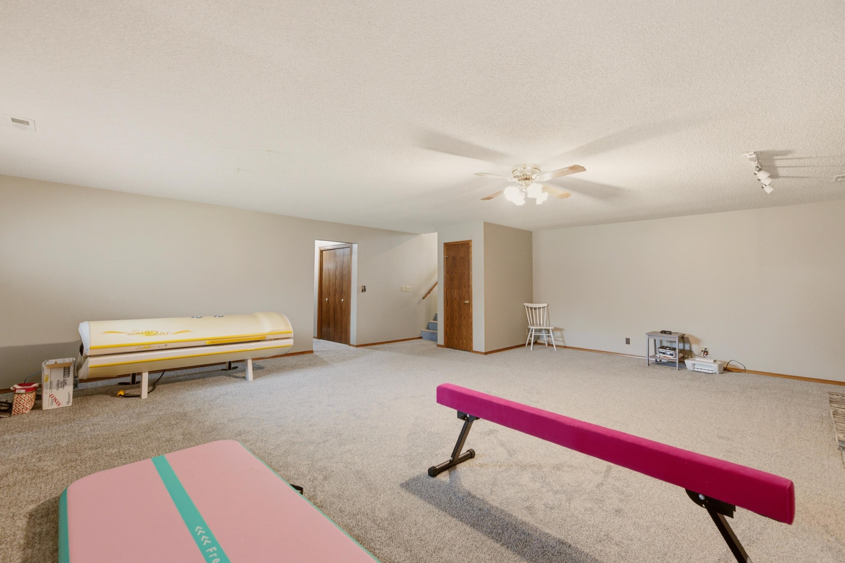 1308 W Loring Property Photo 30