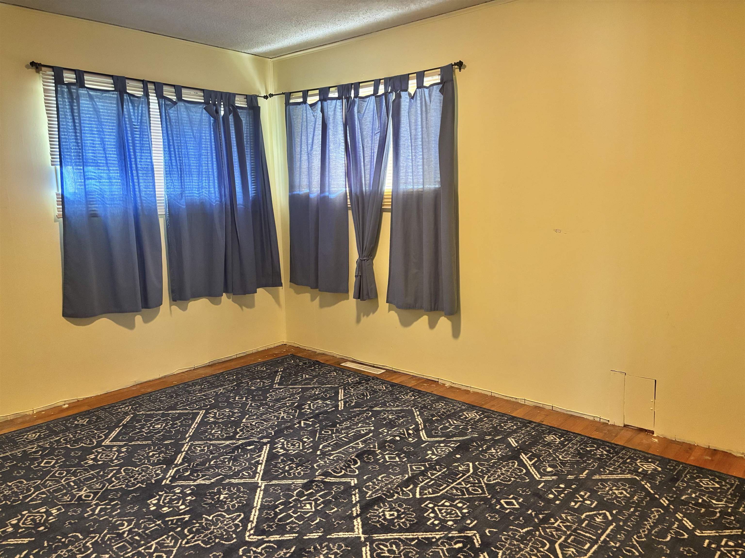 1772 S Clifton Property Photo 12