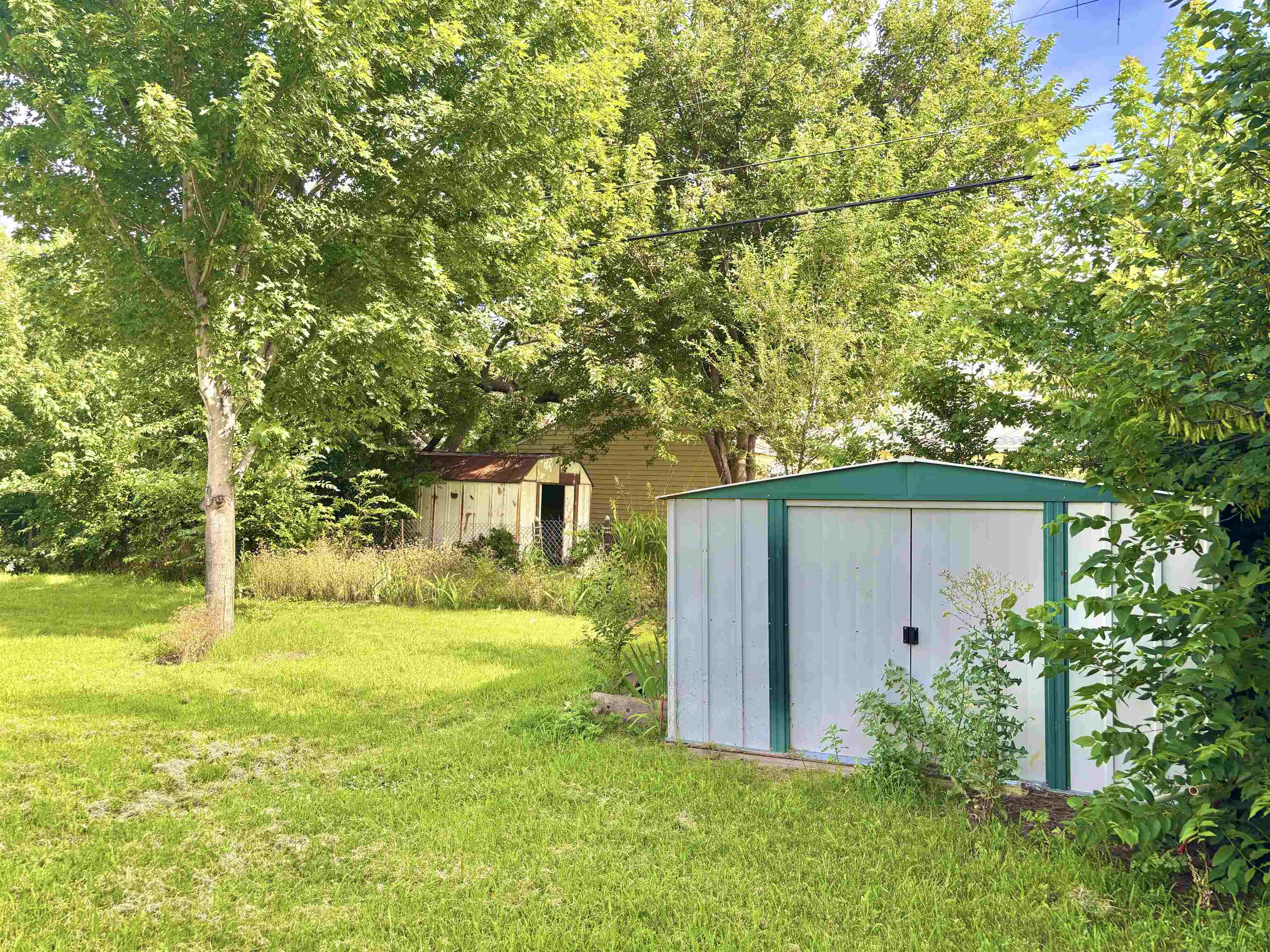 1772 S Clifton Property Photo 16