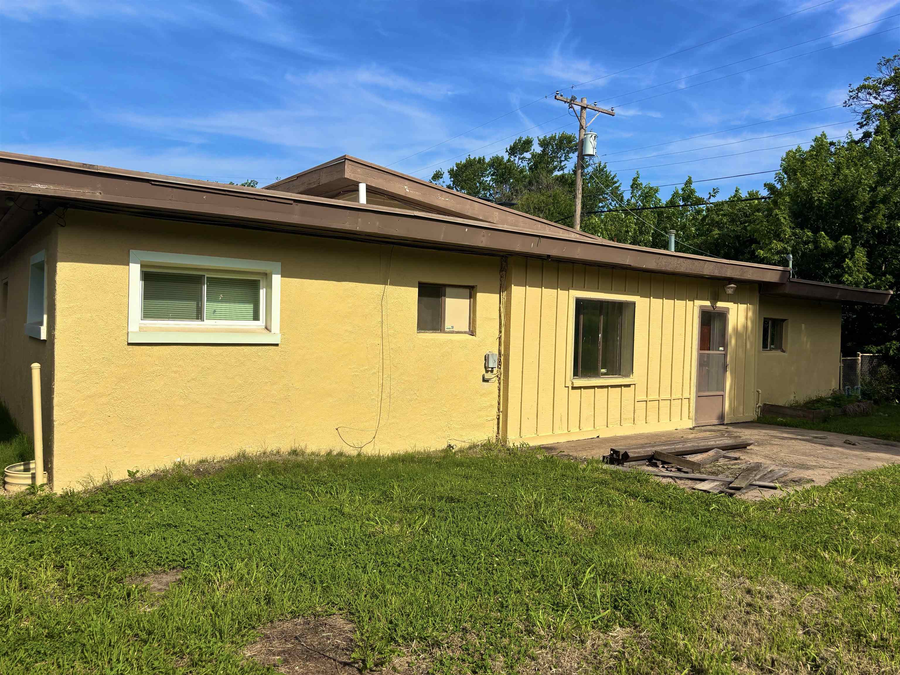 1772 S Clifton Property Photo 17