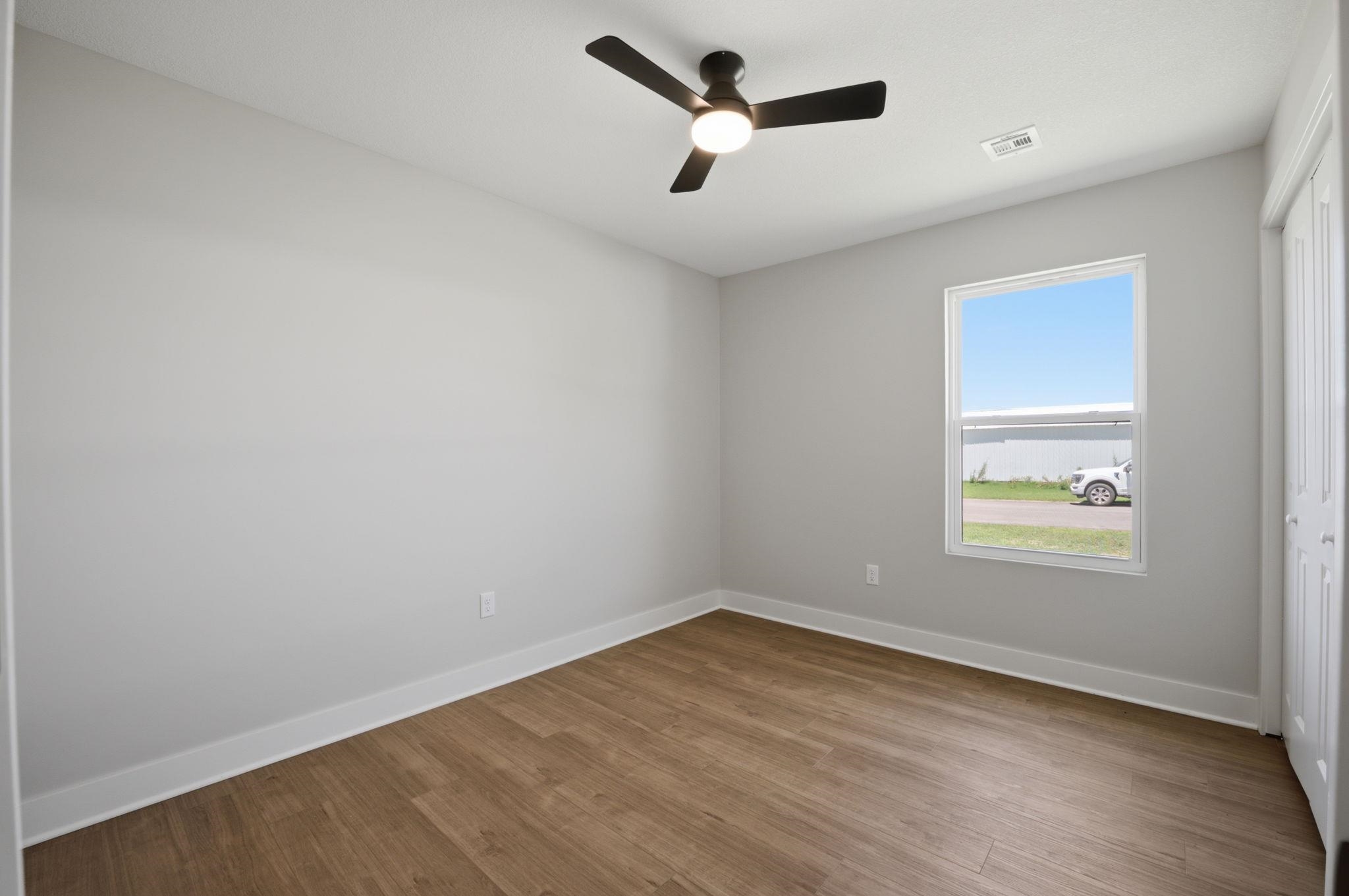 765 N Kansas Ct Property Photo 22