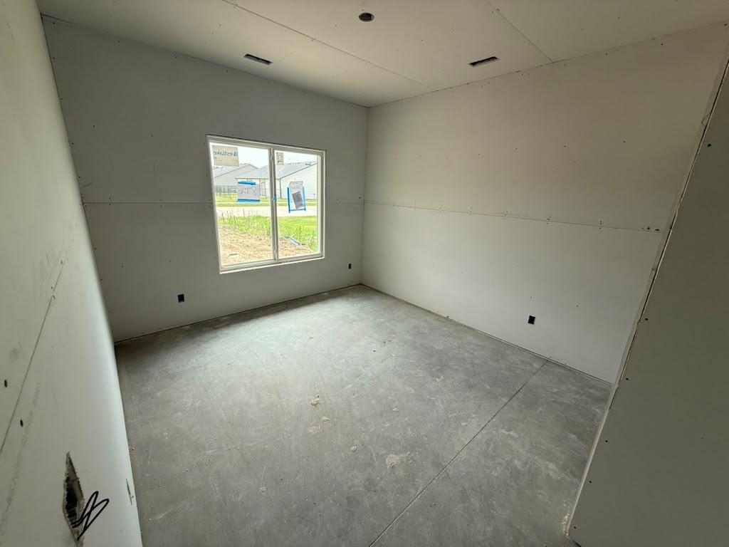 8956 E Joshua St Property Photo 4