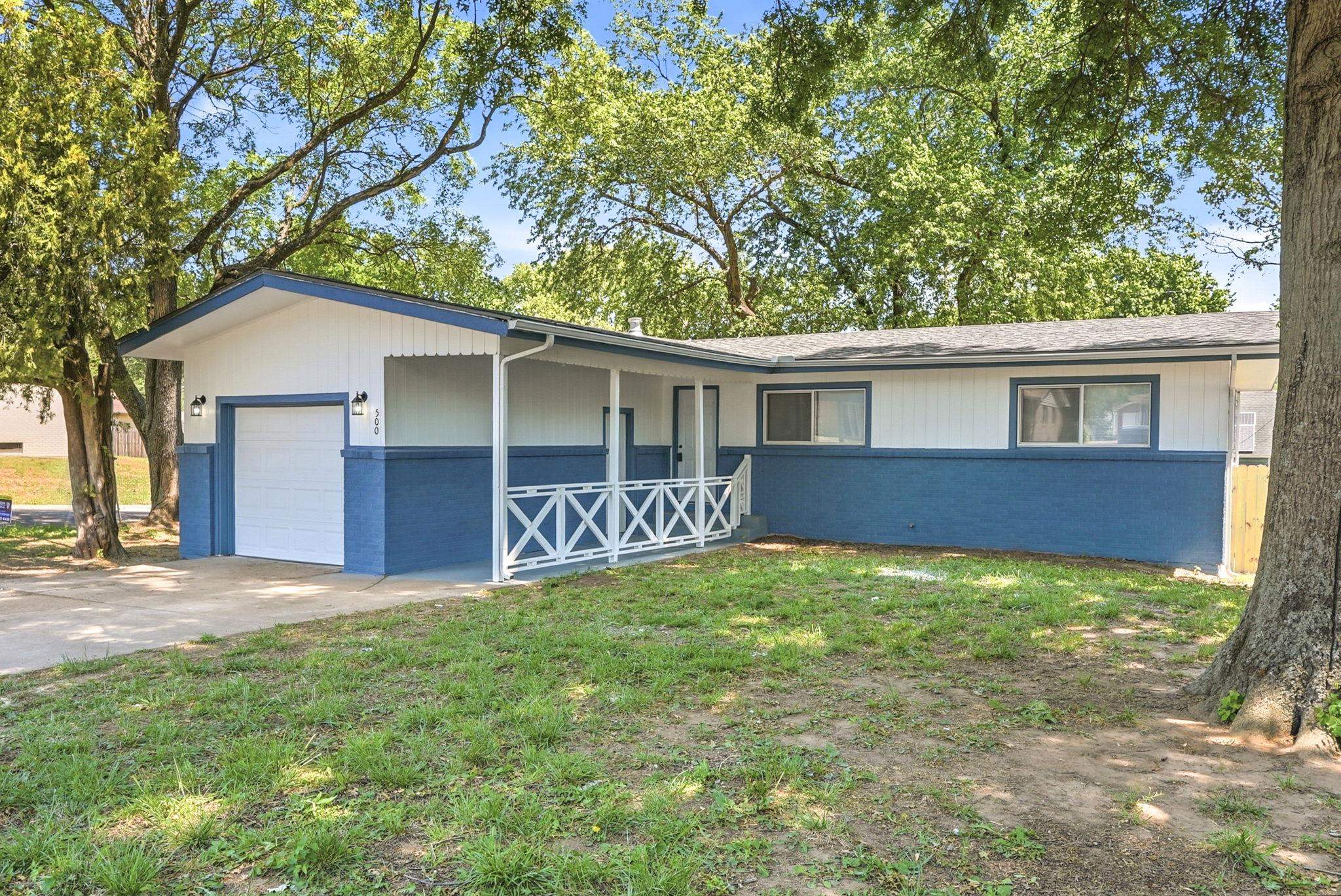 500 S Derby Property Photo 2