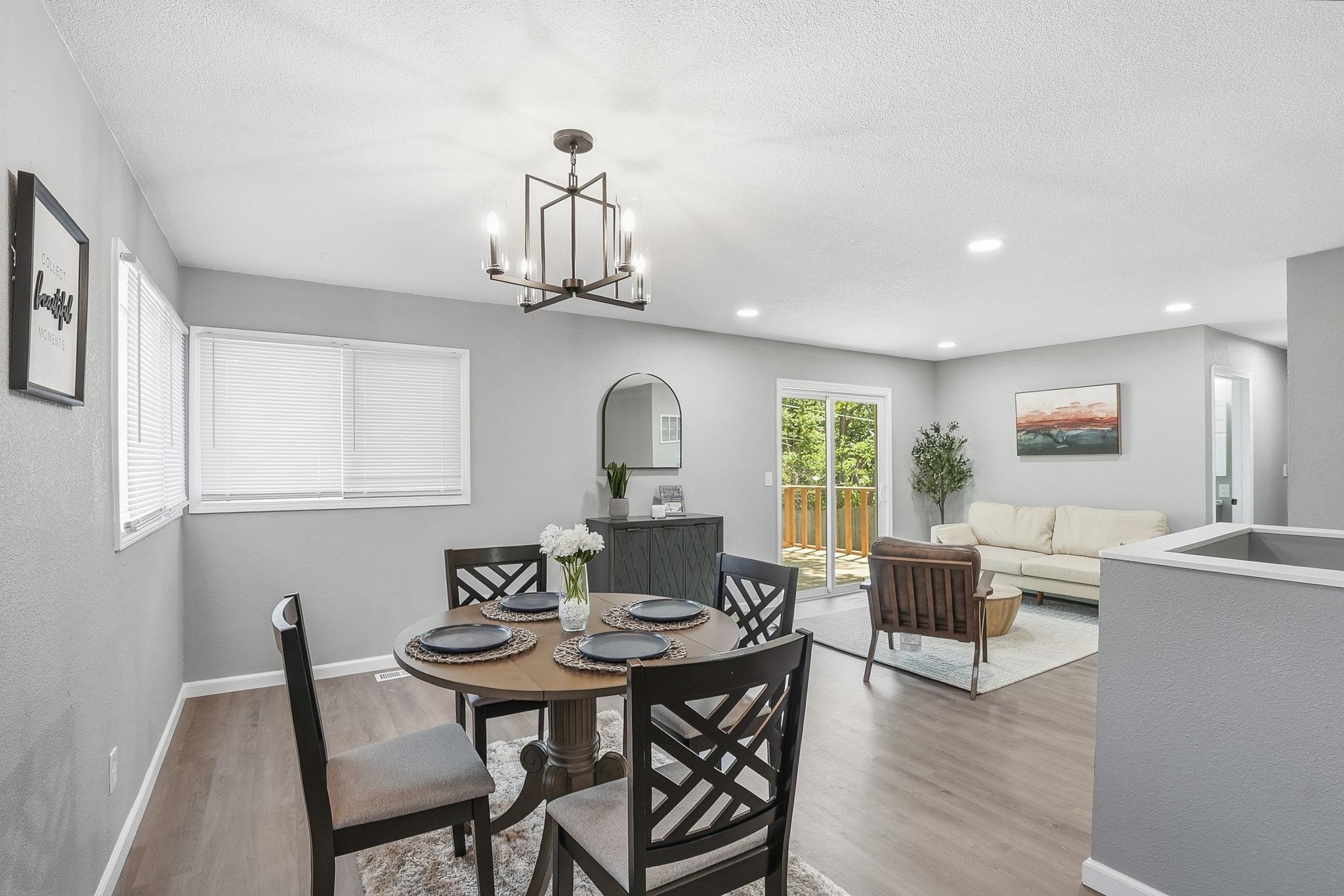 500 S Derby Property Photo 7