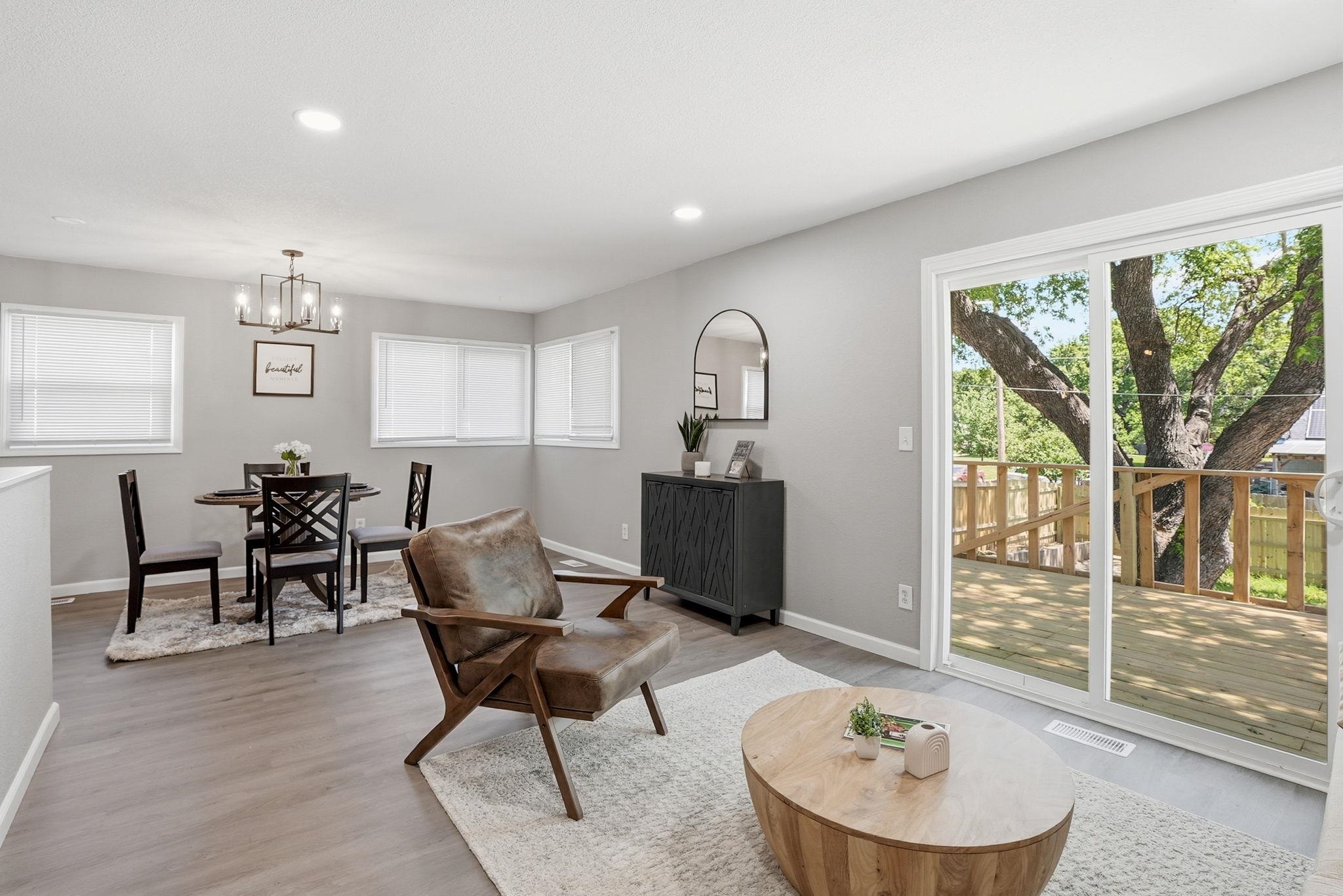 500 S Derby Property Photo 8