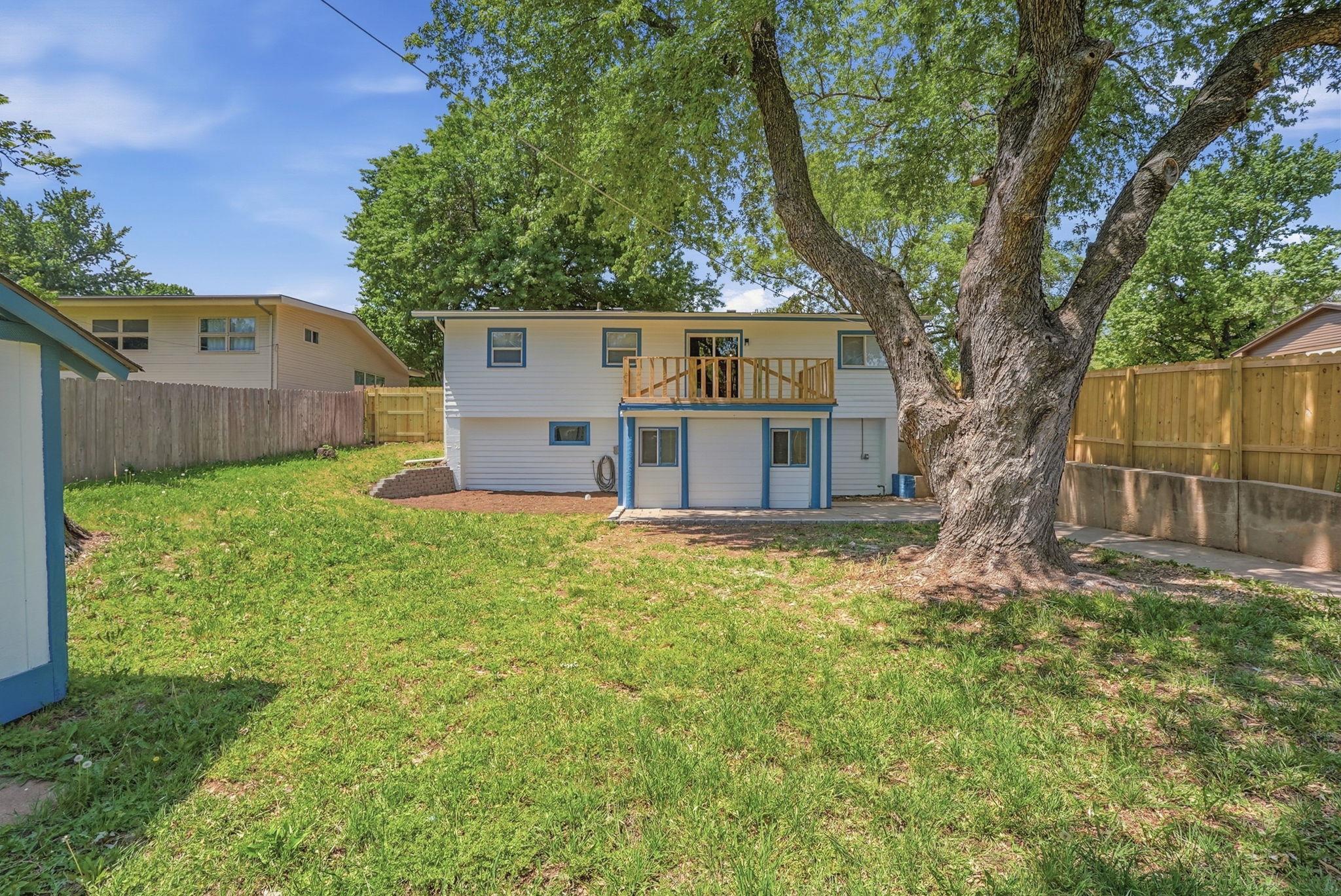500 S Derby Property Photo 23