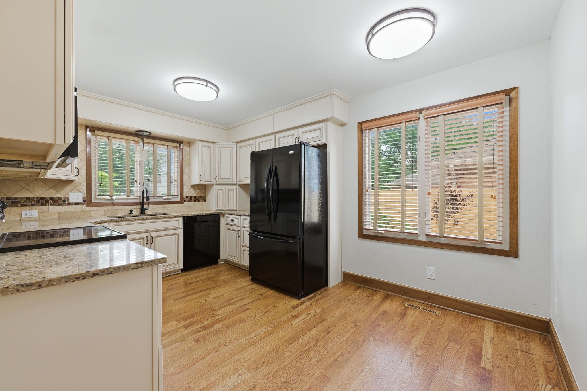 1506 N Caddy Property Photo 7